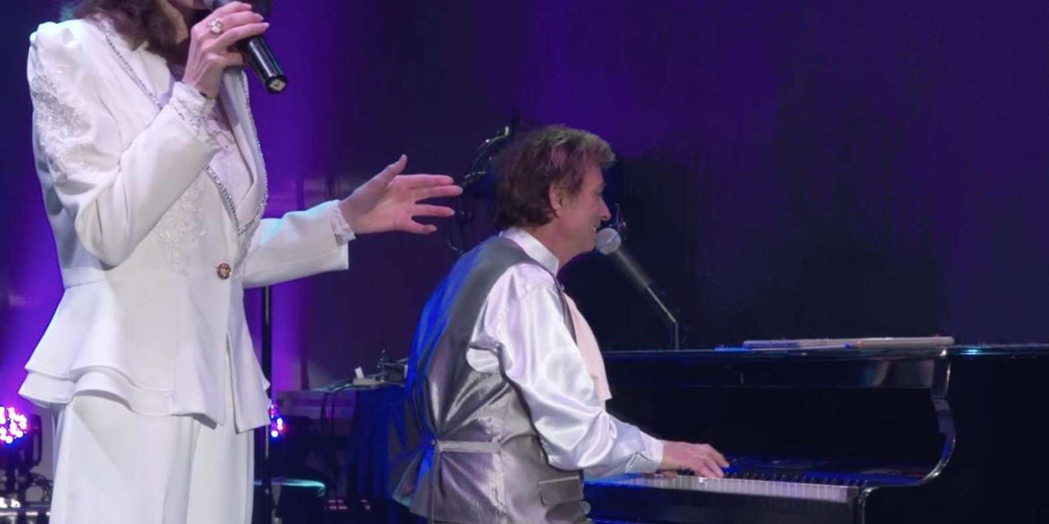 Las Vegas Carpenters Legacy Show at Planet Hollywood - Image 4