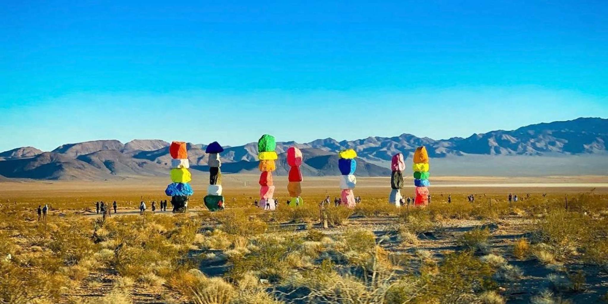 Las Vegas Car Tour to Seven Magic Mountains - Image 2