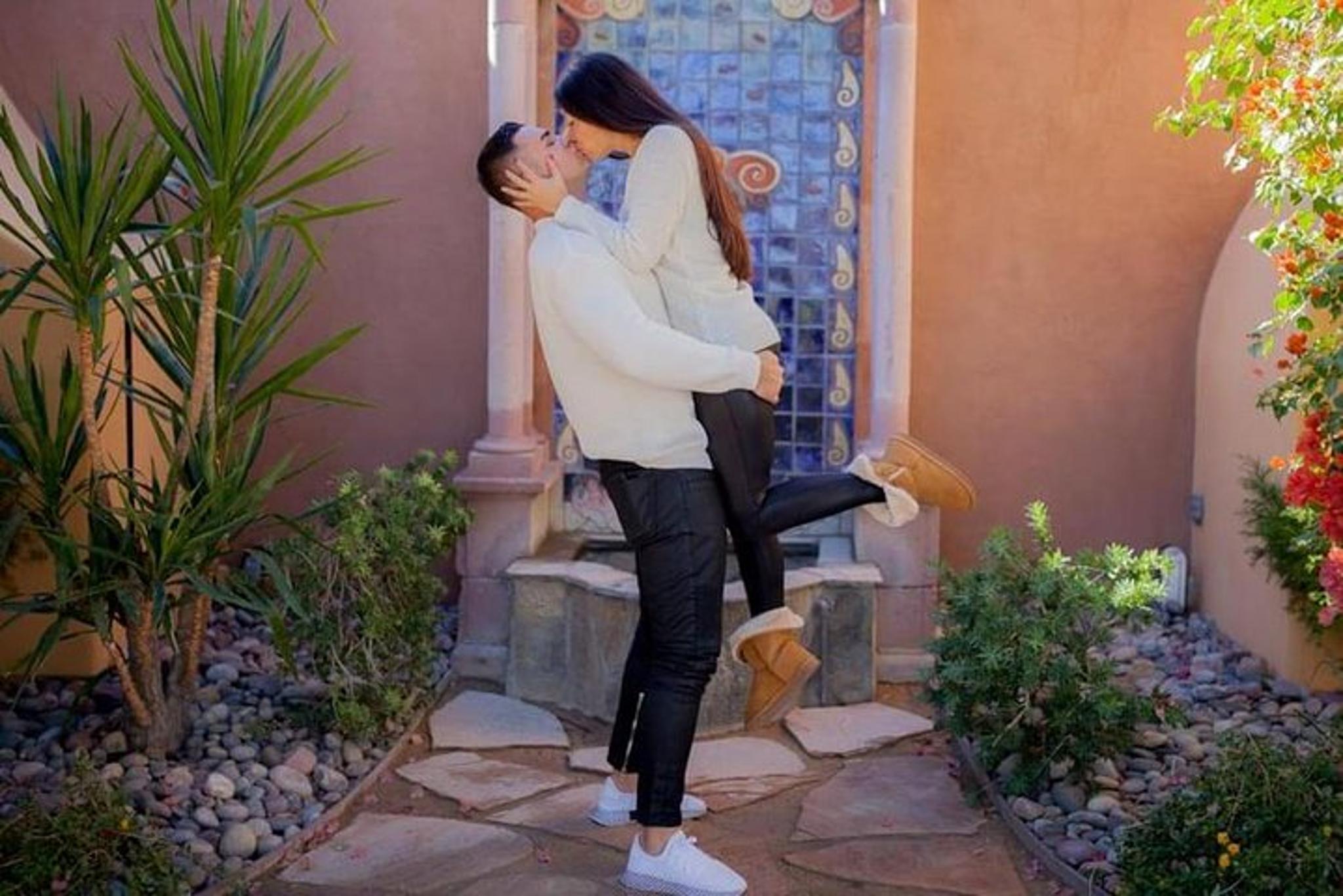 Palm Springs Photo Session with Local Photographer - Image 2