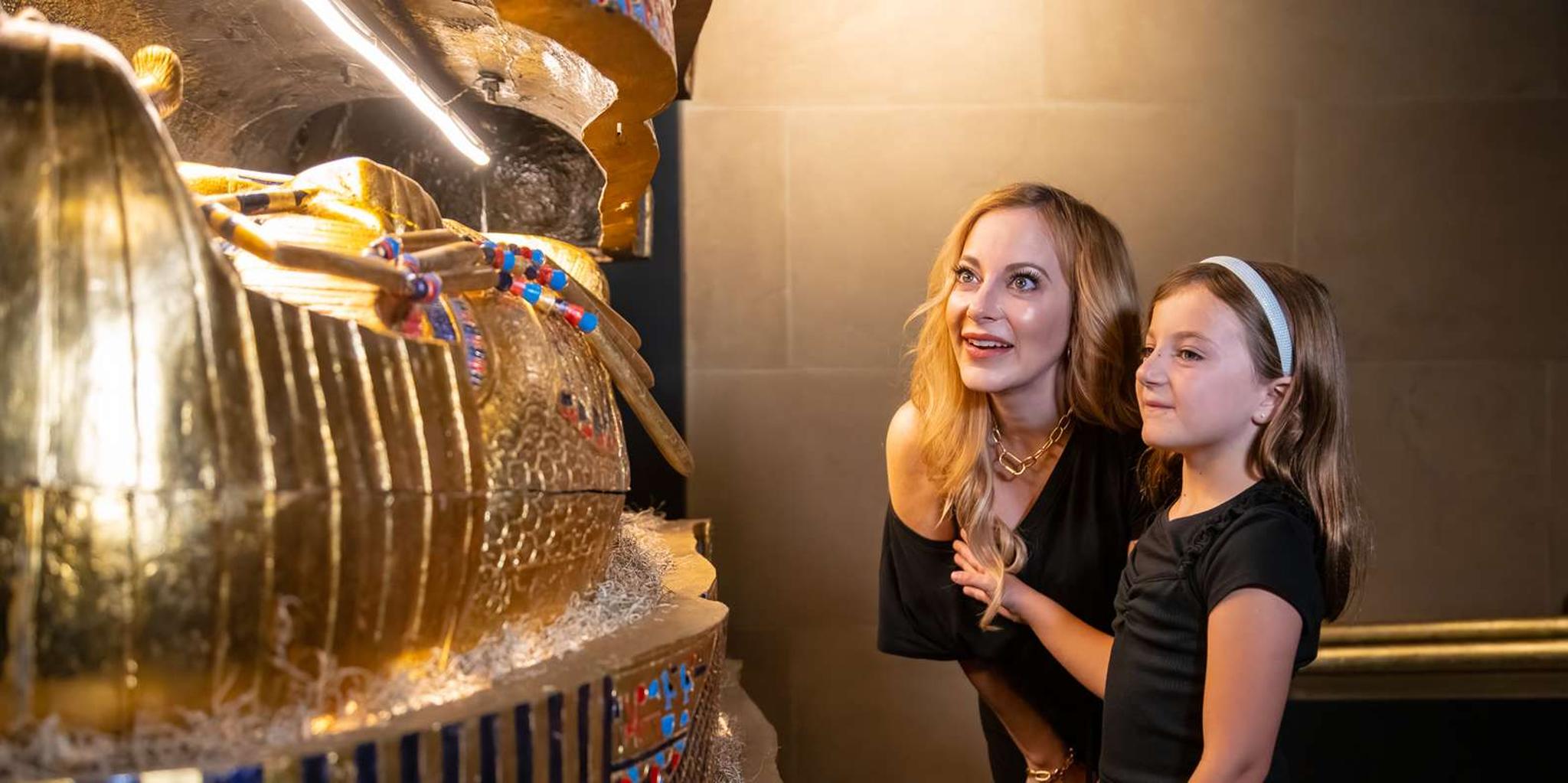 Las Vegas King Tut's Tomb Exhibit at Luxor 1 hr - Image 5