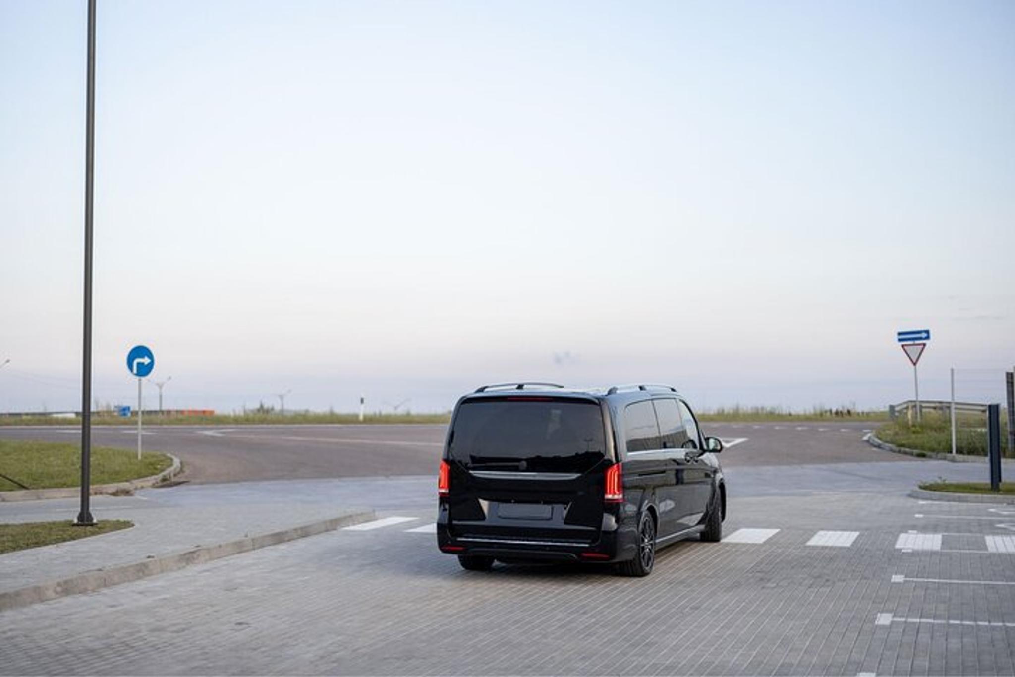 New York City Private Tour with Transport - Image 1