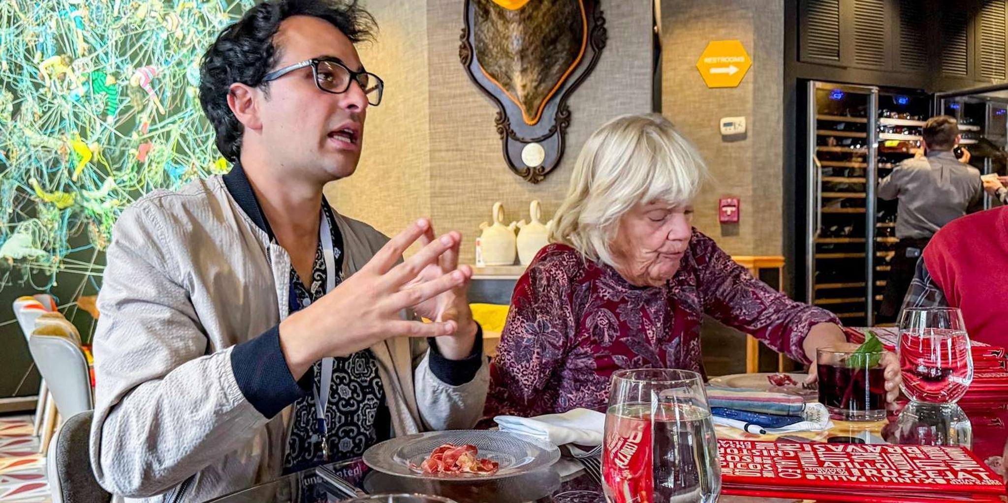 Washington DC Food Tour with 4 Tastings - Image 3