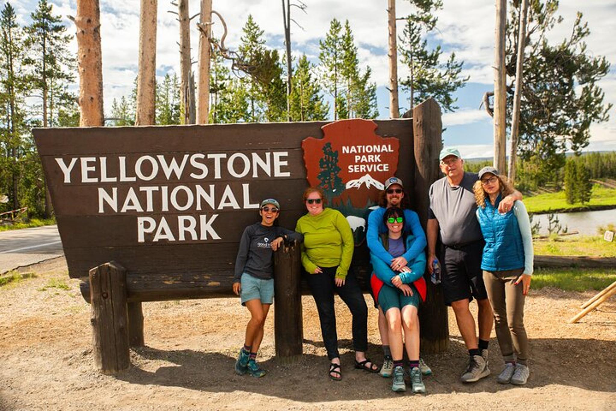 Jackson Yellowstone Private Tour & Hike Full Day - Image 4