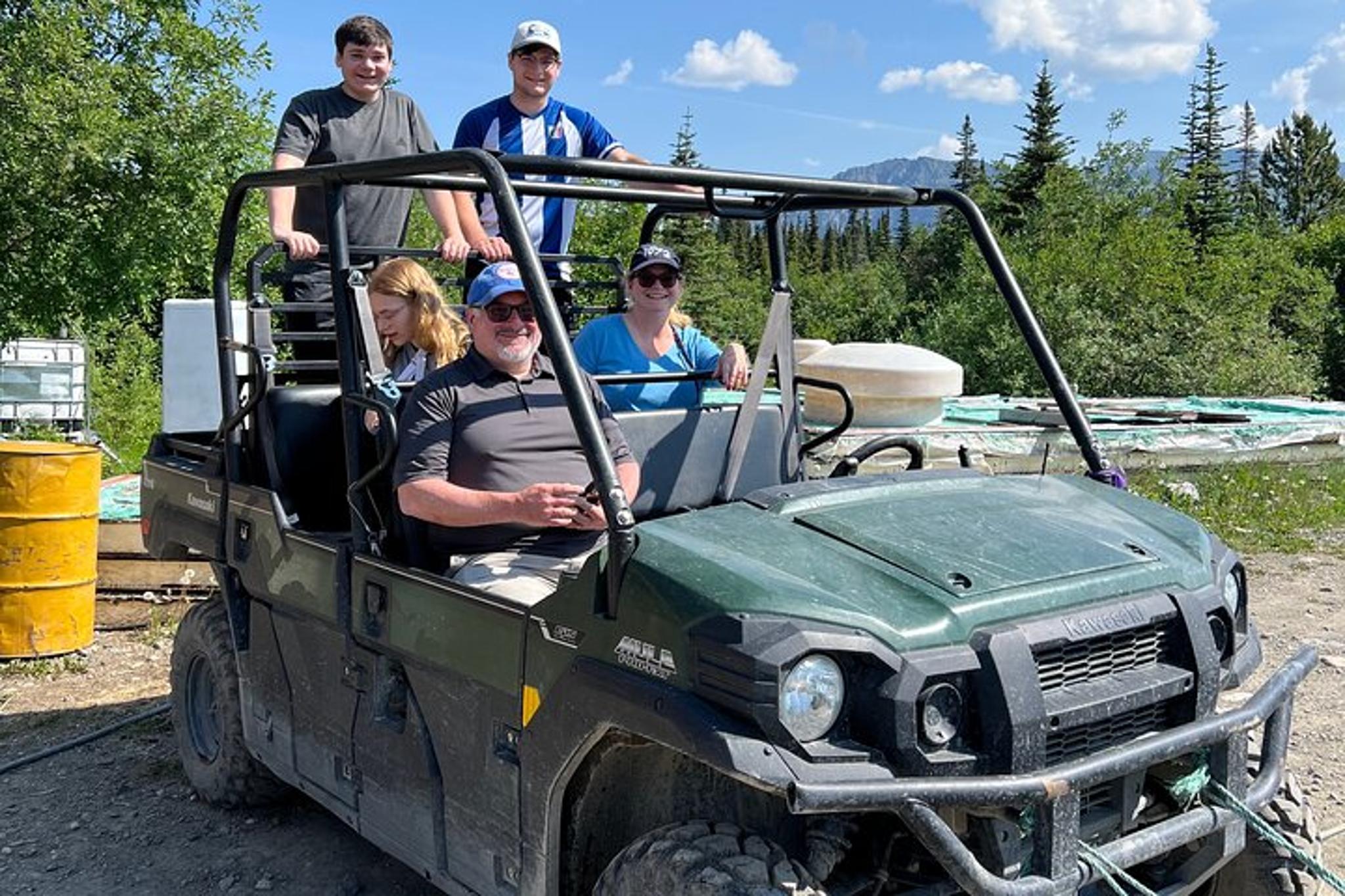 Skagway Yukon Dog Mushing Adventure Full-Day Tour - Image 6