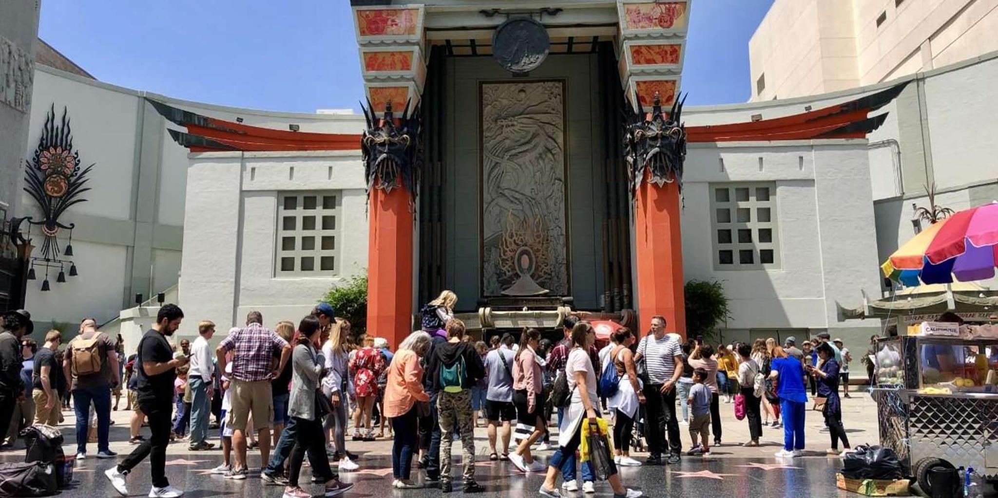 Los Angeles Hollywood Star Homes Bus Tour - Image 6