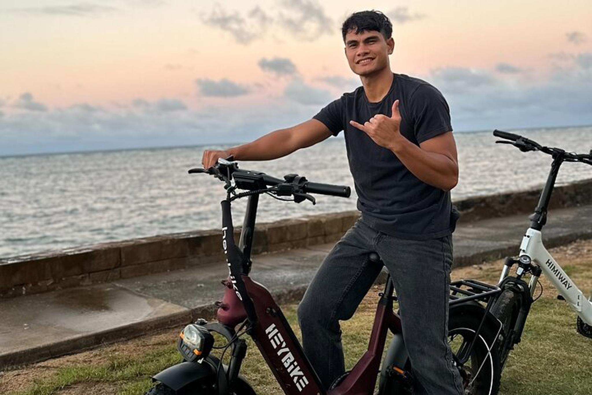 Oahu E-Bike and Snorkel Adventure - Image 1