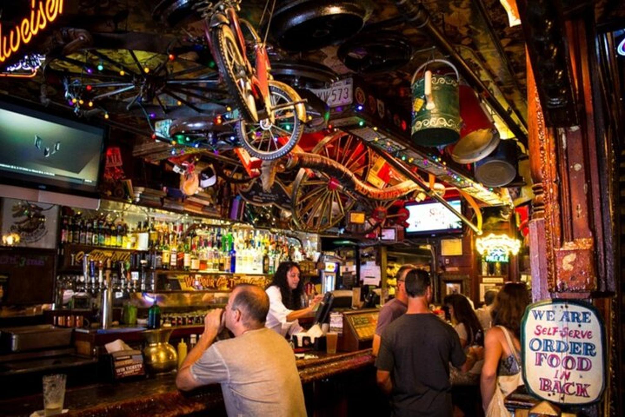Sacramento Bar Crawl Scavenger Hunt - Image 3