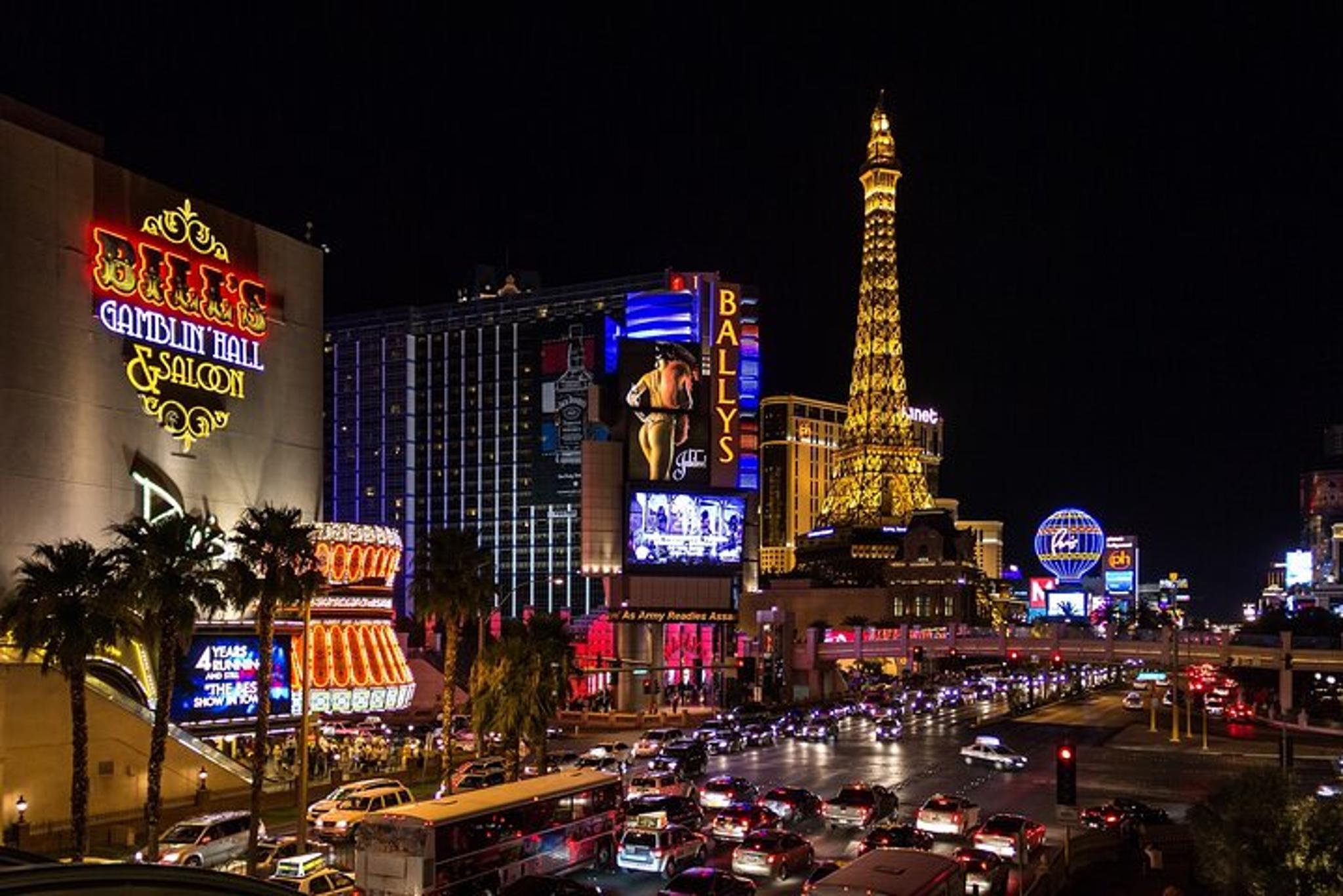 Las Vegas Downtown Sightseeing Tour - Image 5