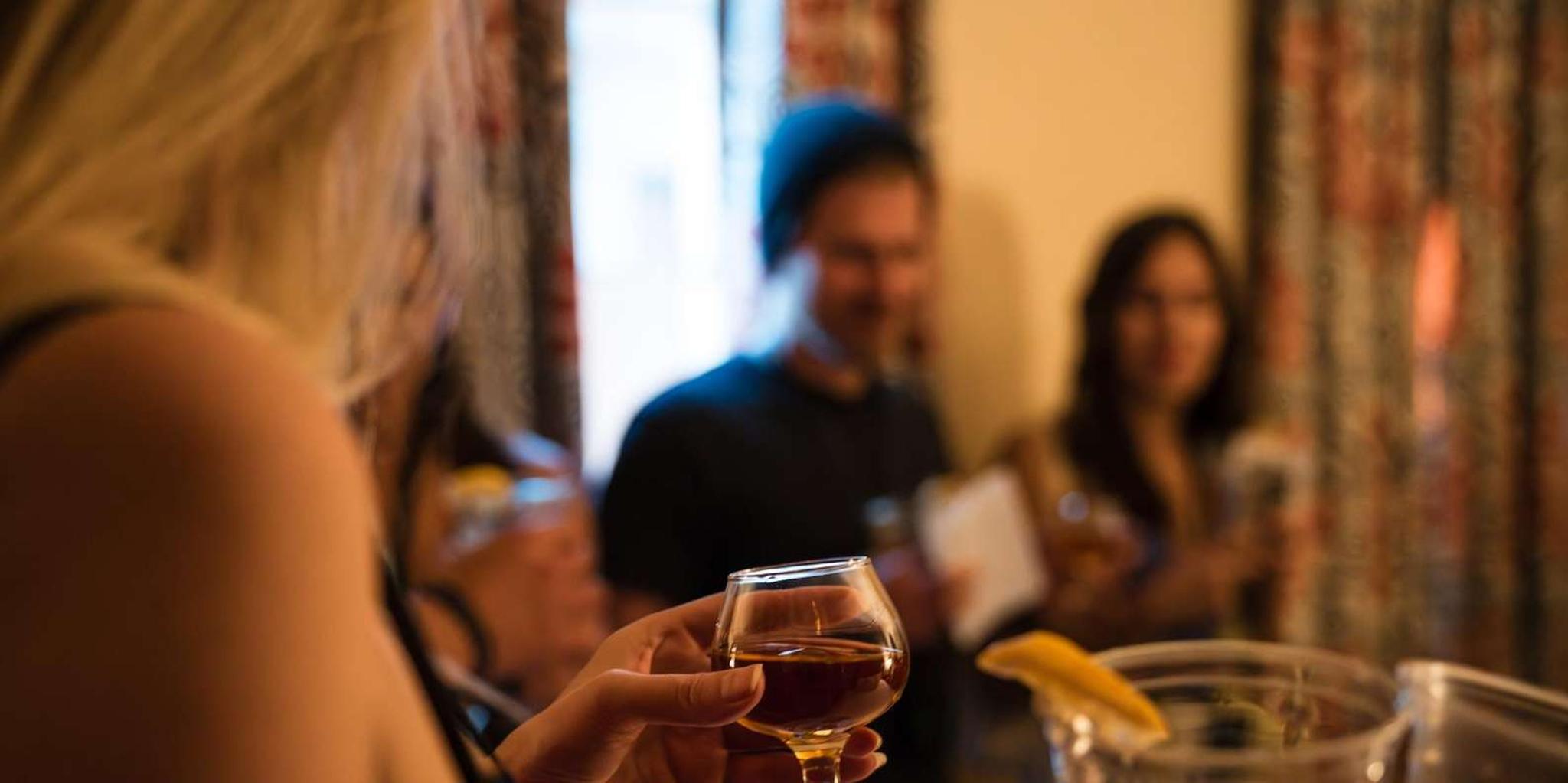 Las Vegas Night Tour with Cocktails and Burlesque - Image 4