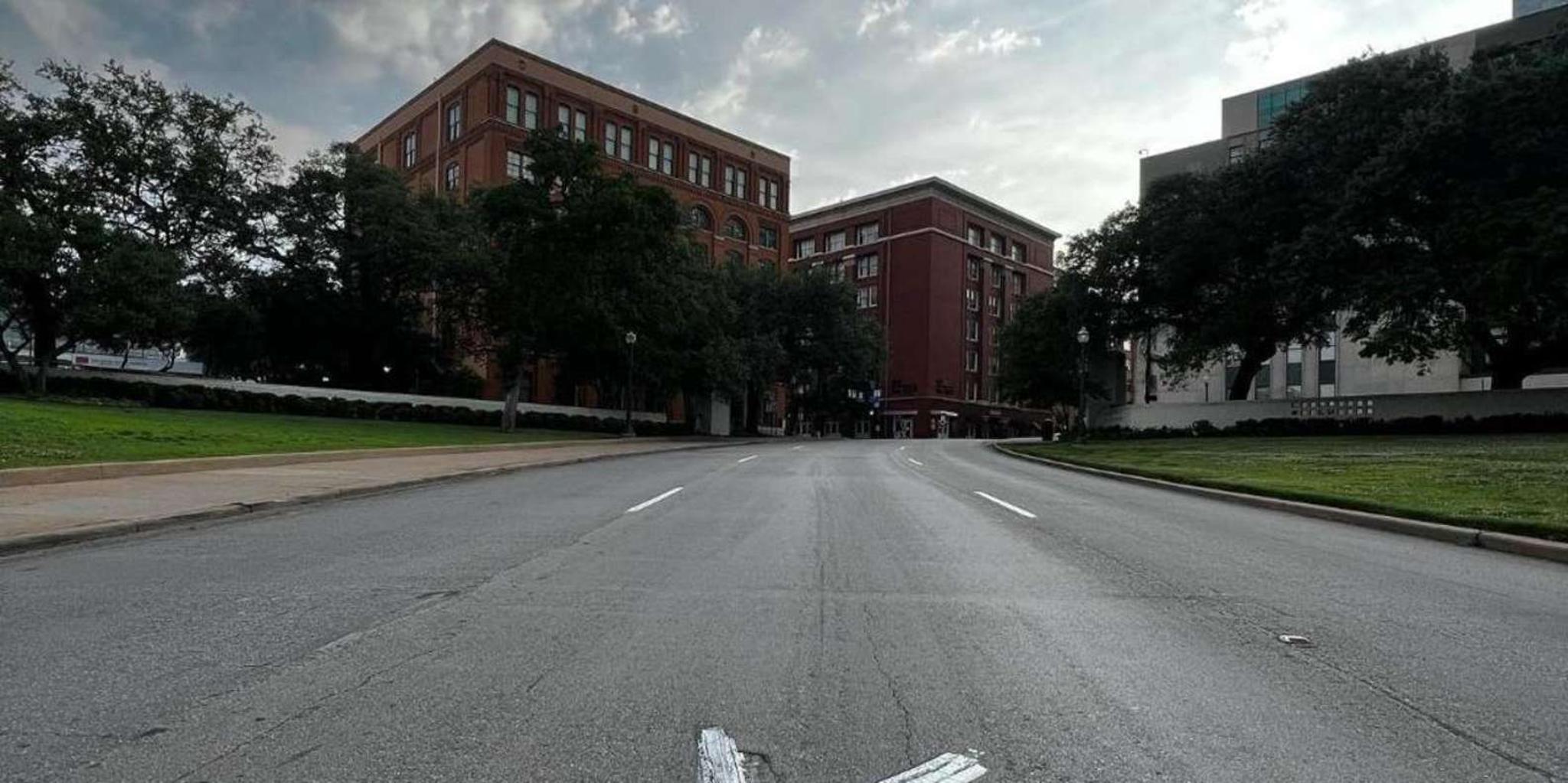 Dallas JFK Assassination Tour with Museum