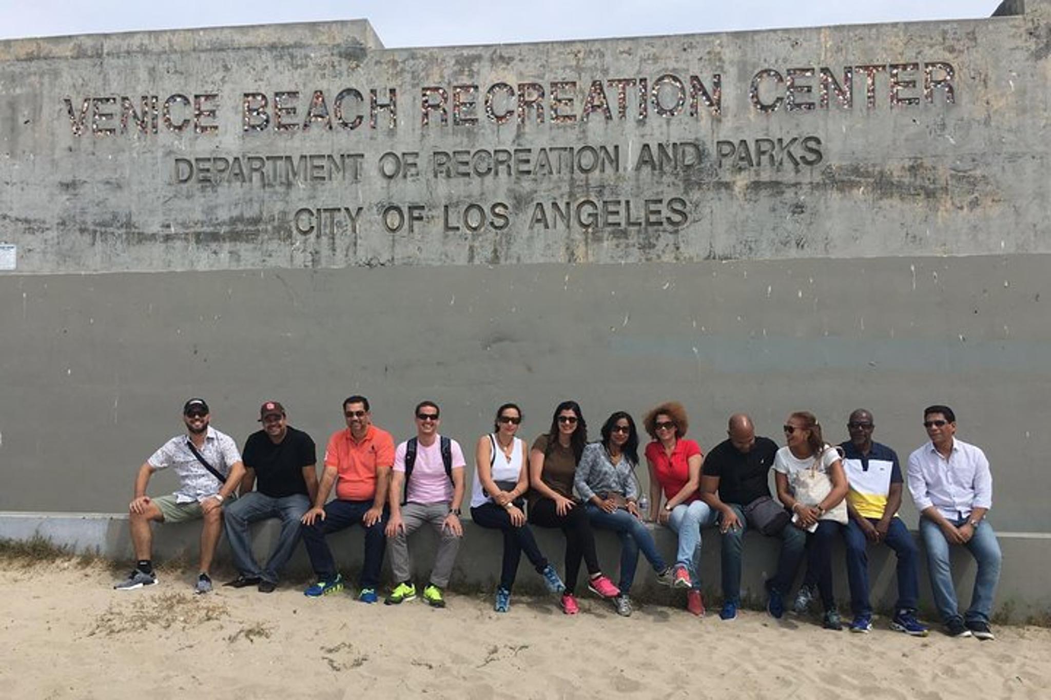 Los Angeles Santa Monica and Venice Beach Tour - Image 6