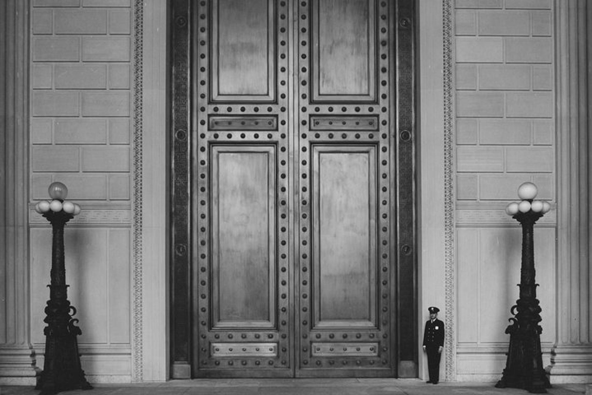 Washington DC National Archives and Portrait Gallery Tour
