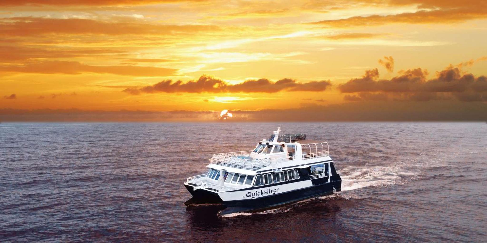 Maalaea Sunset Dinner Cruise Aboard the Quicksilver