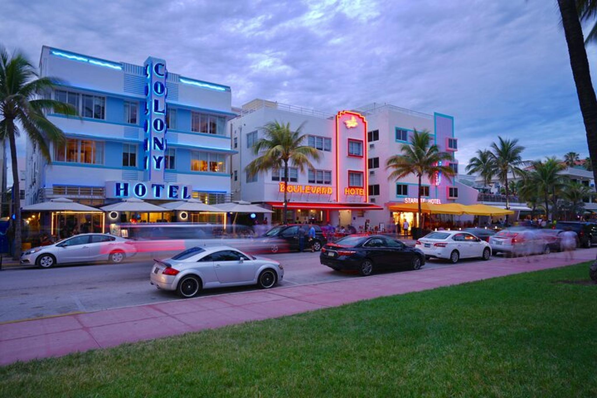 Miami Art Deco Walking Tour