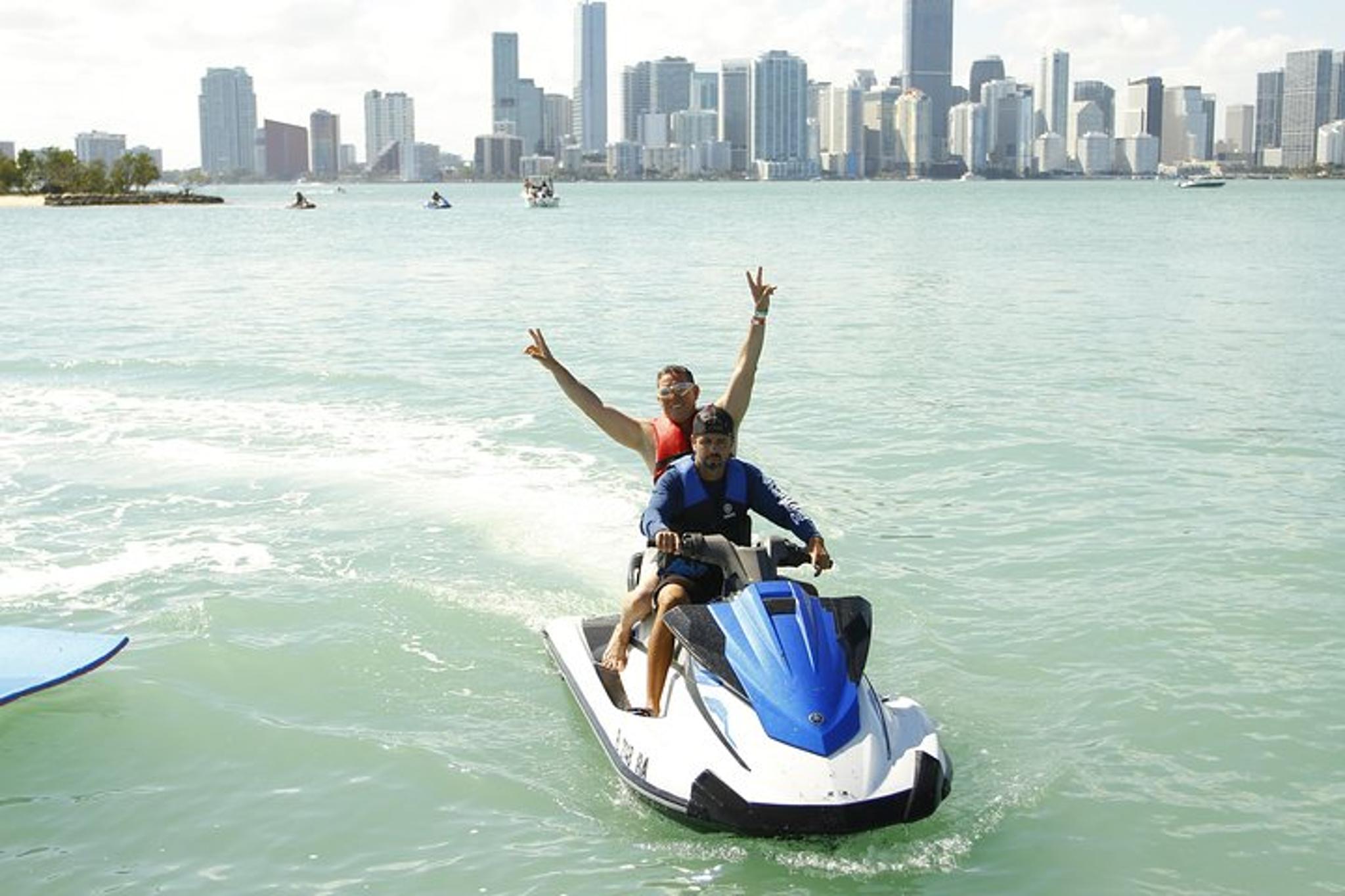Miami Party Boat Tour - Image 6