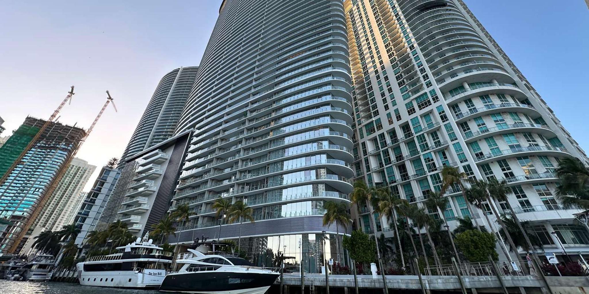 Miami River Sightseeing Cruise - Image 5
