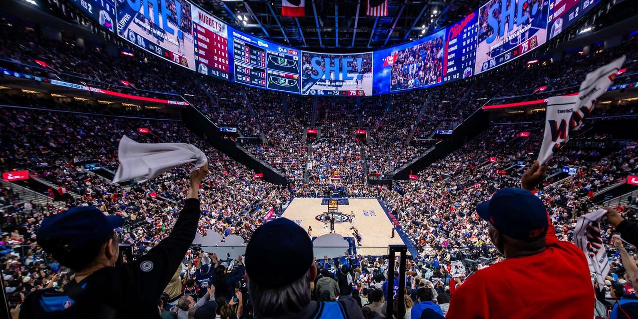 Los Angeles Clippers NBA Basketball Game - Image 1