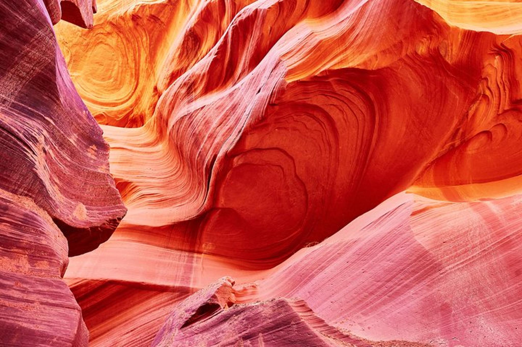 Page Lower Antelope Canyon Tour - Image 4
