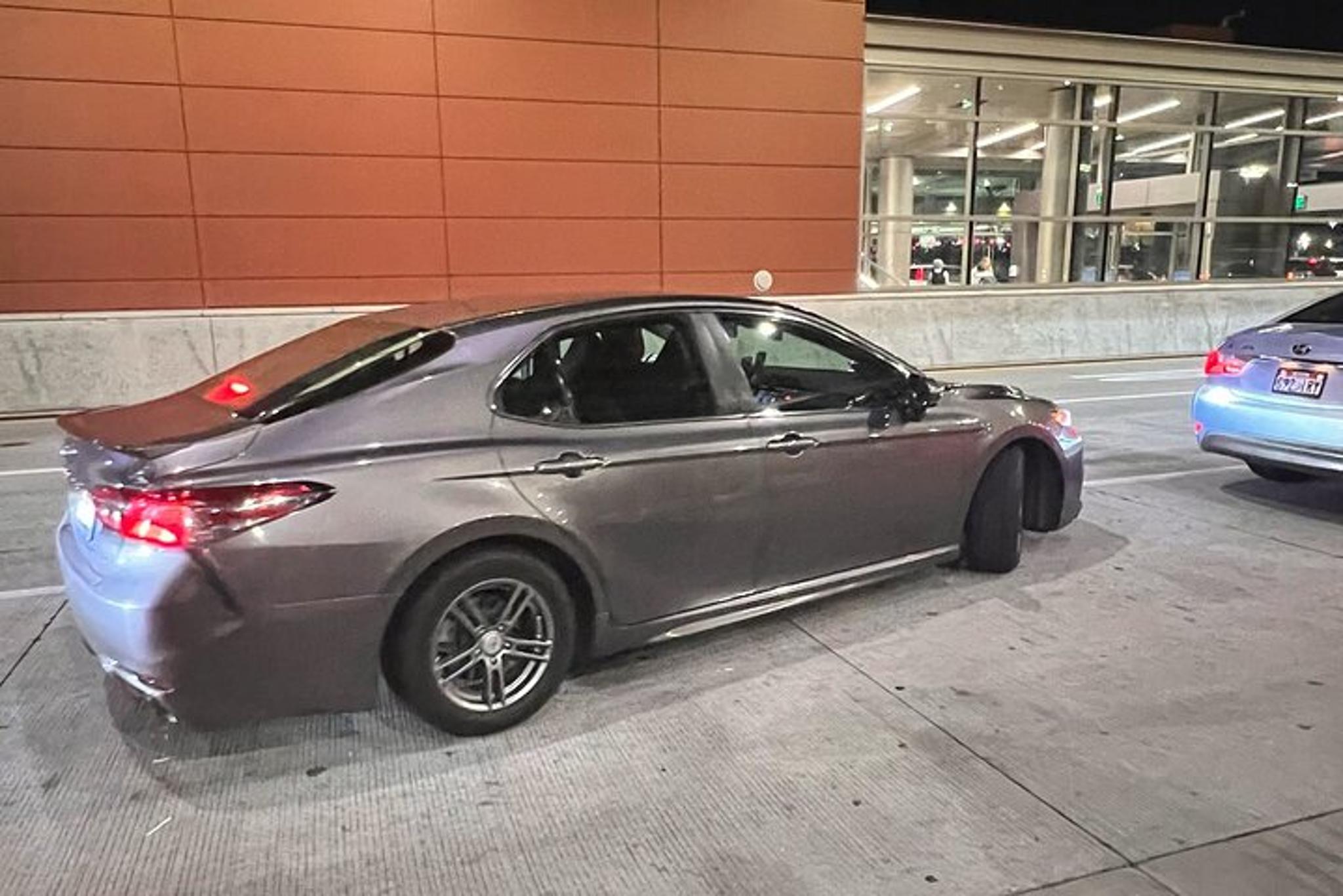 Salt Lake City Private Airport Transfer - Image 1