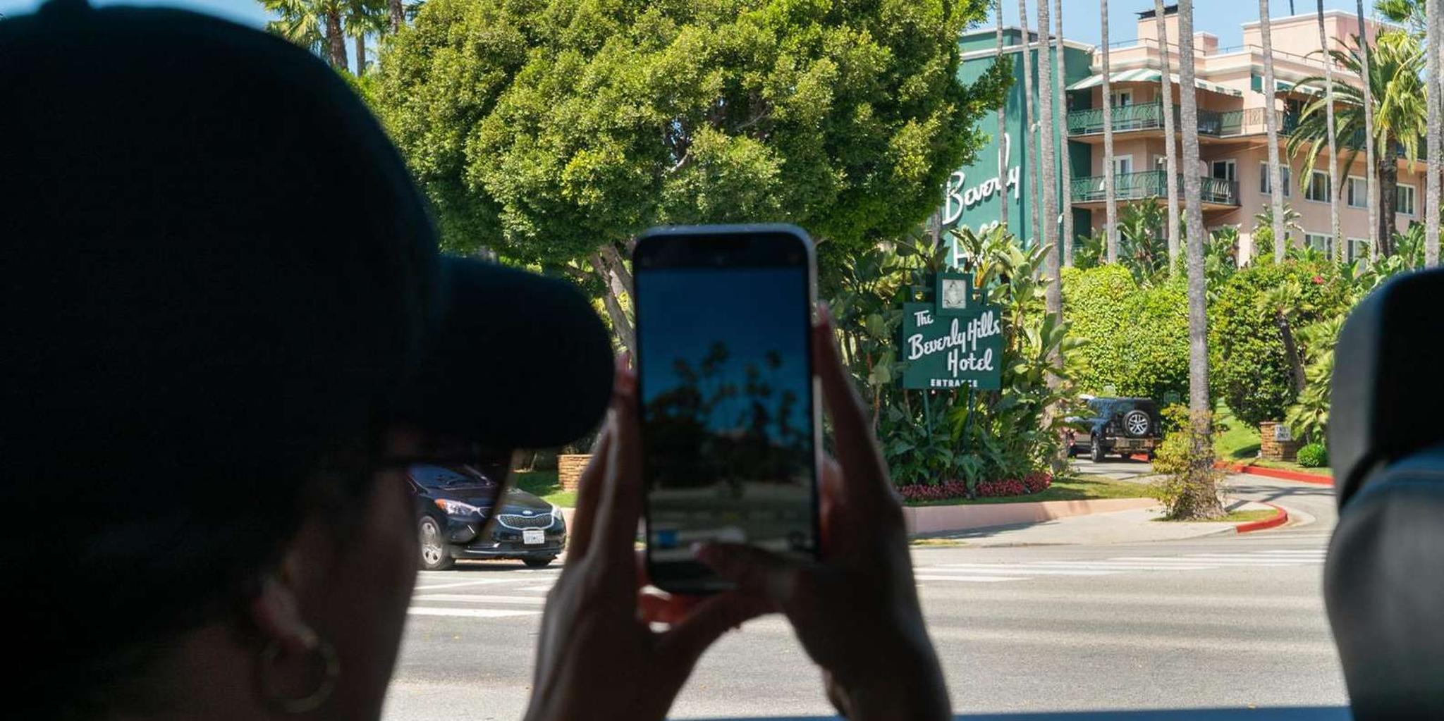 Los Angeles Celebrity Homes Open-Air Bus Tour - Image 6