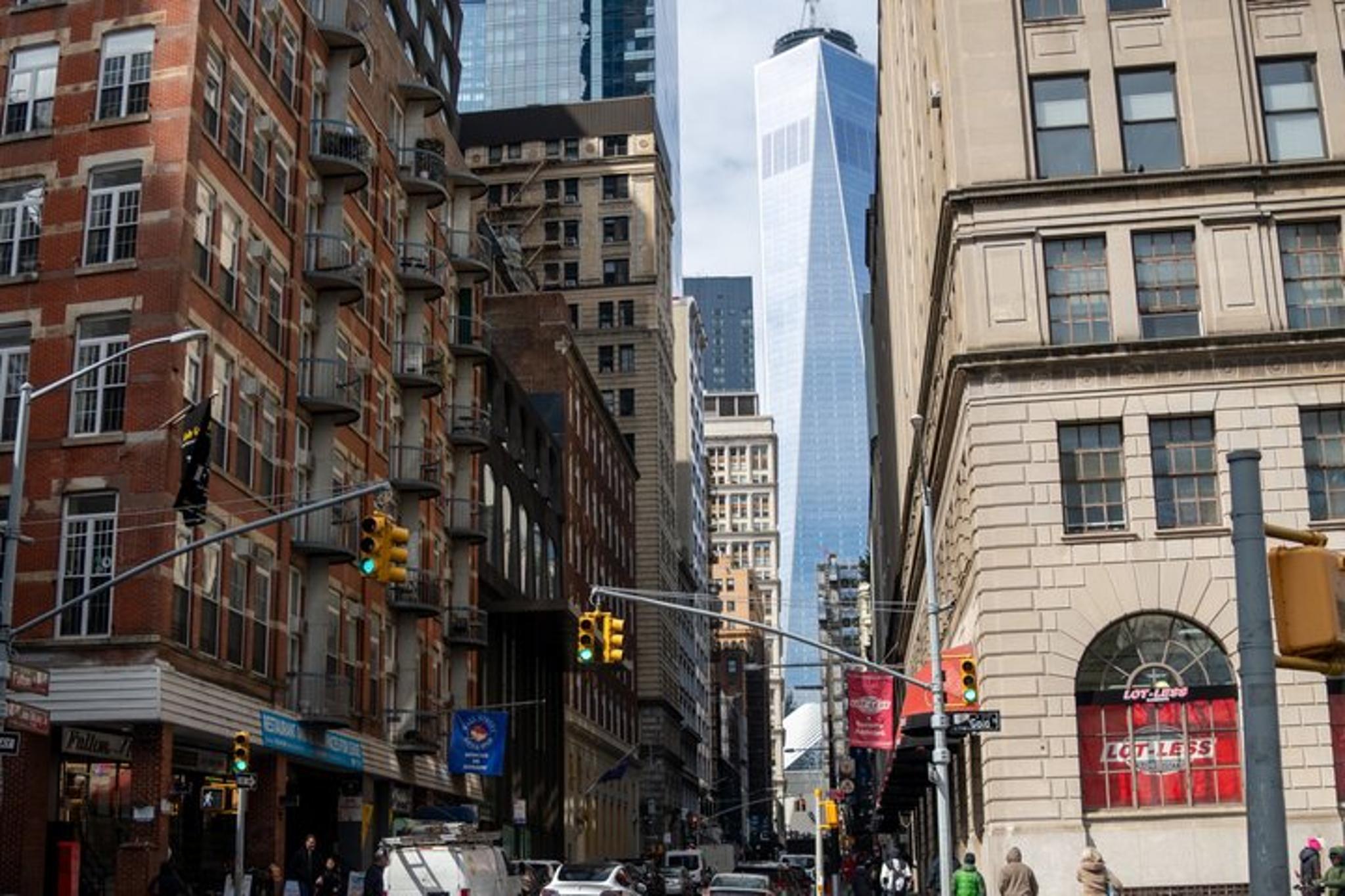 New York City Guided Bus and Ferry Tour - Image 5