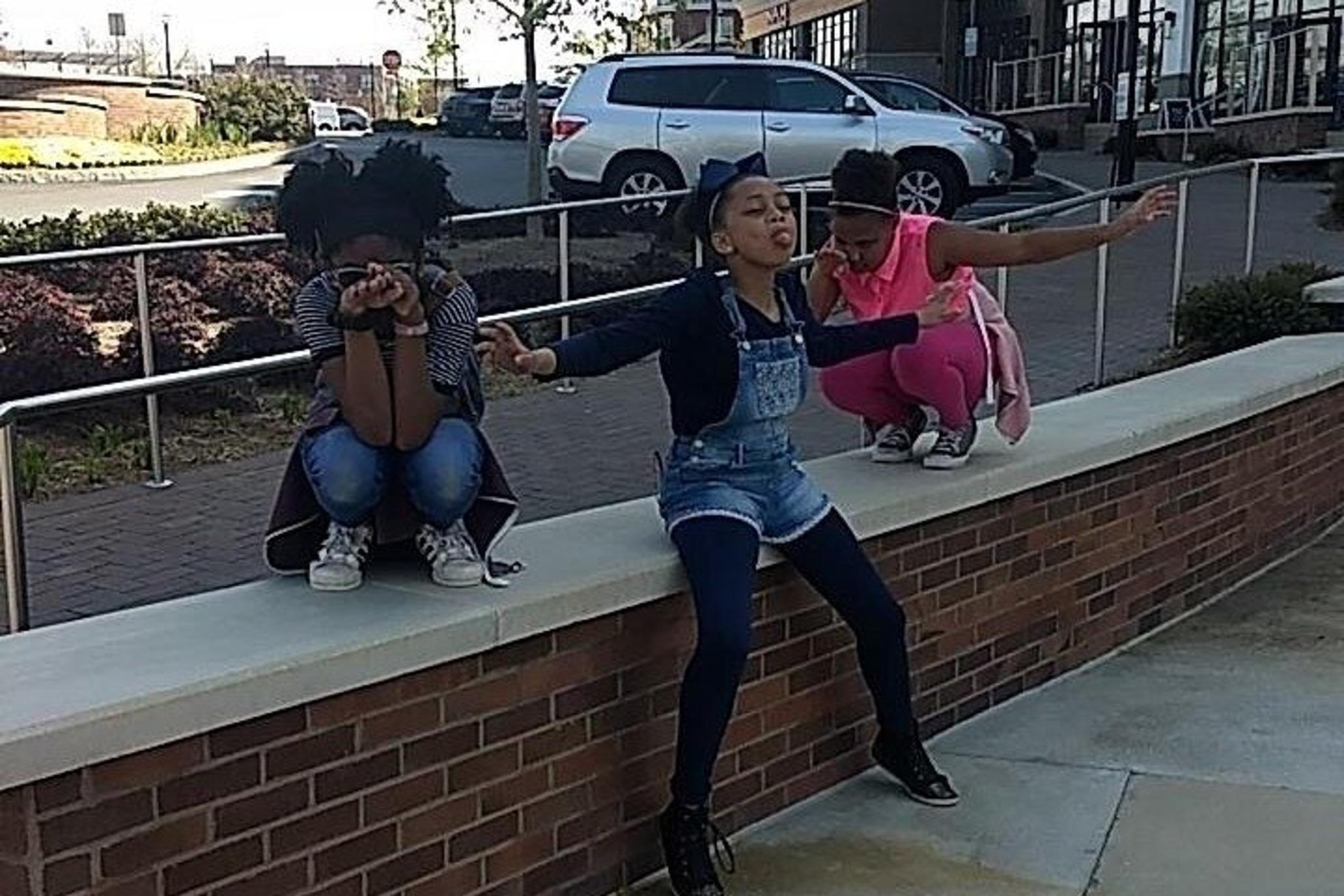 Ontario Scavenger Hunt by Zombie Scavengers - Image 5