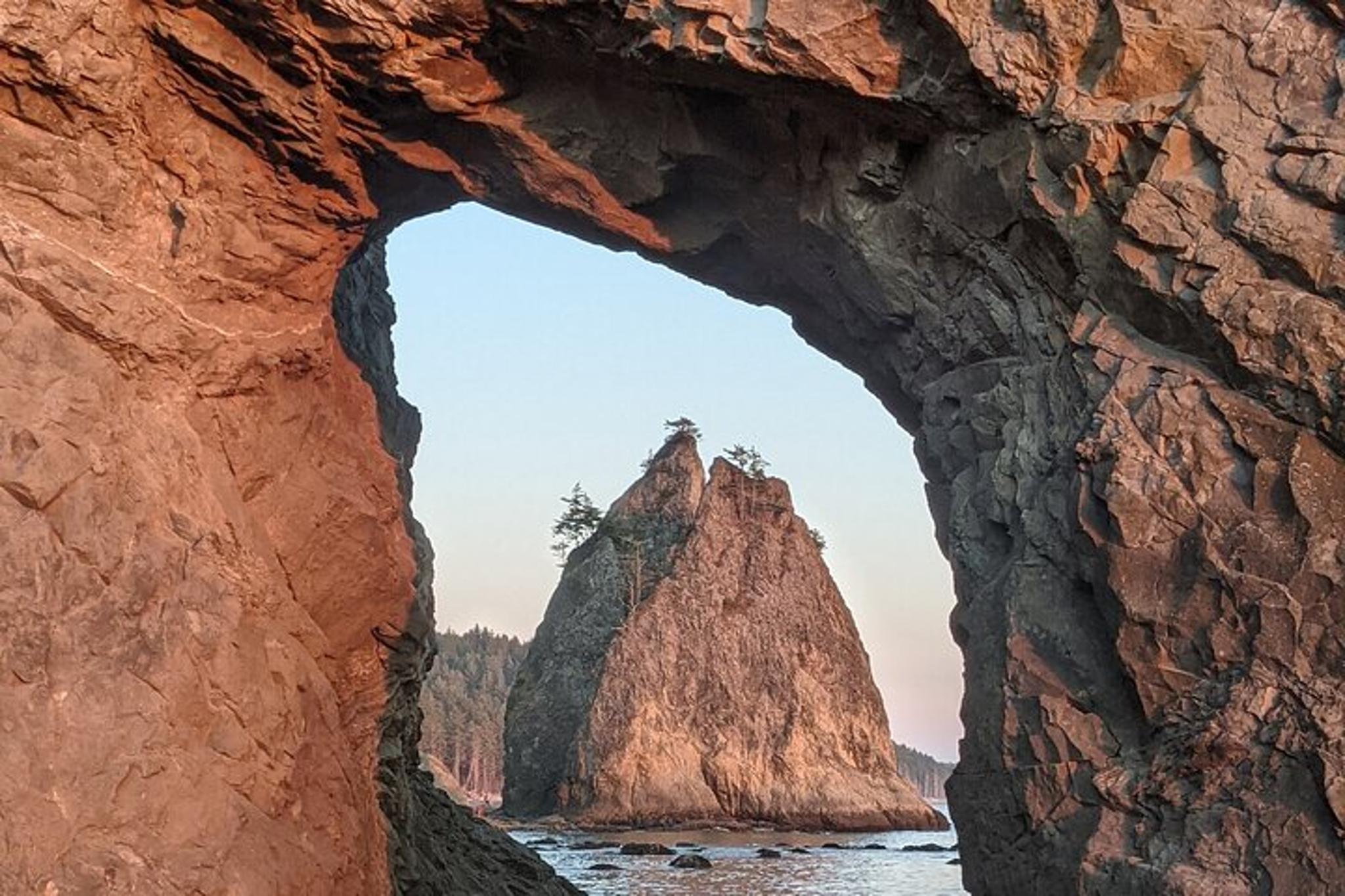 Rialto Beach Tide Pooling Hike - Image 2