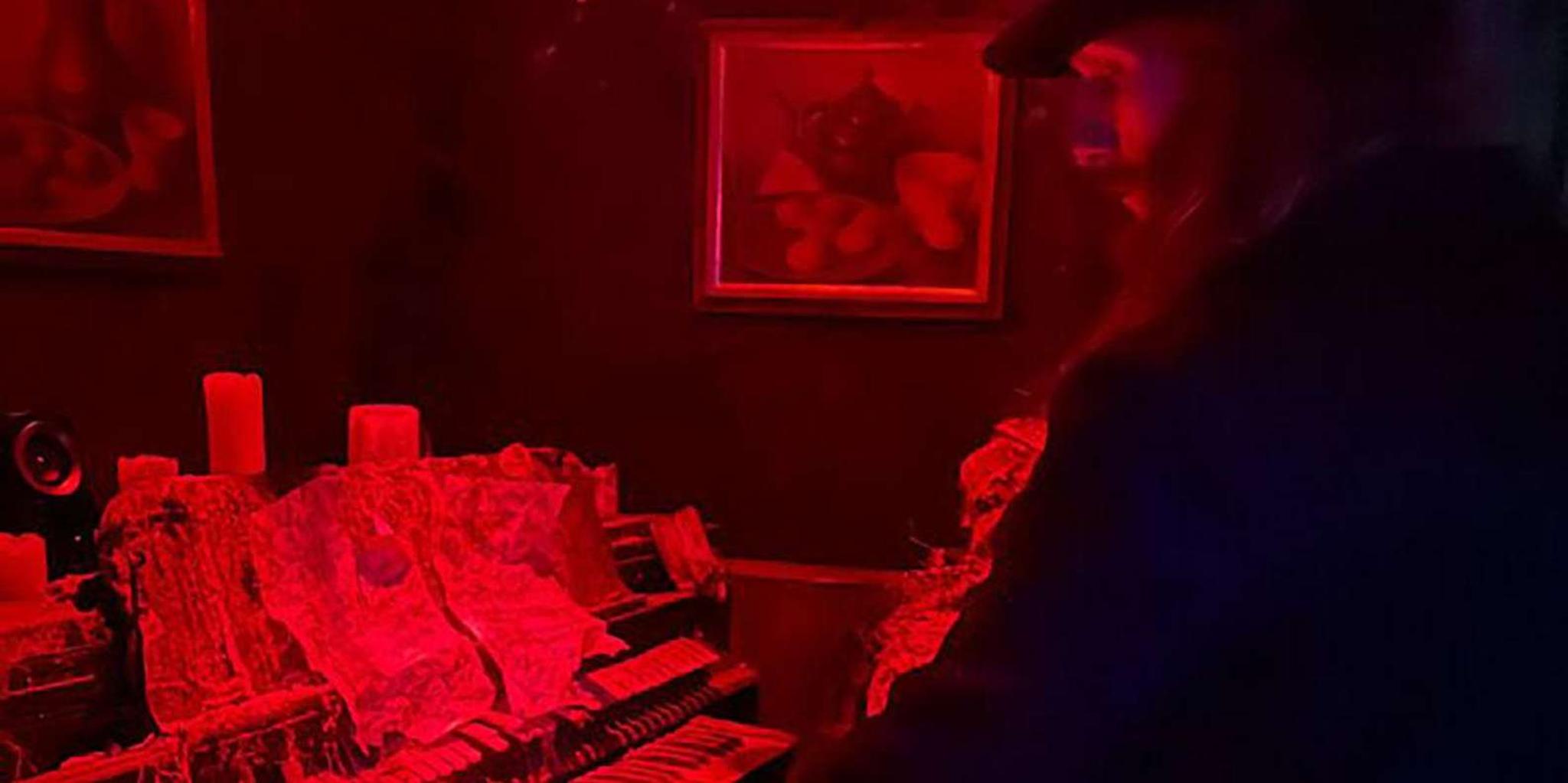 Galveston Haunted Mayfield Manor Tour - Image 2