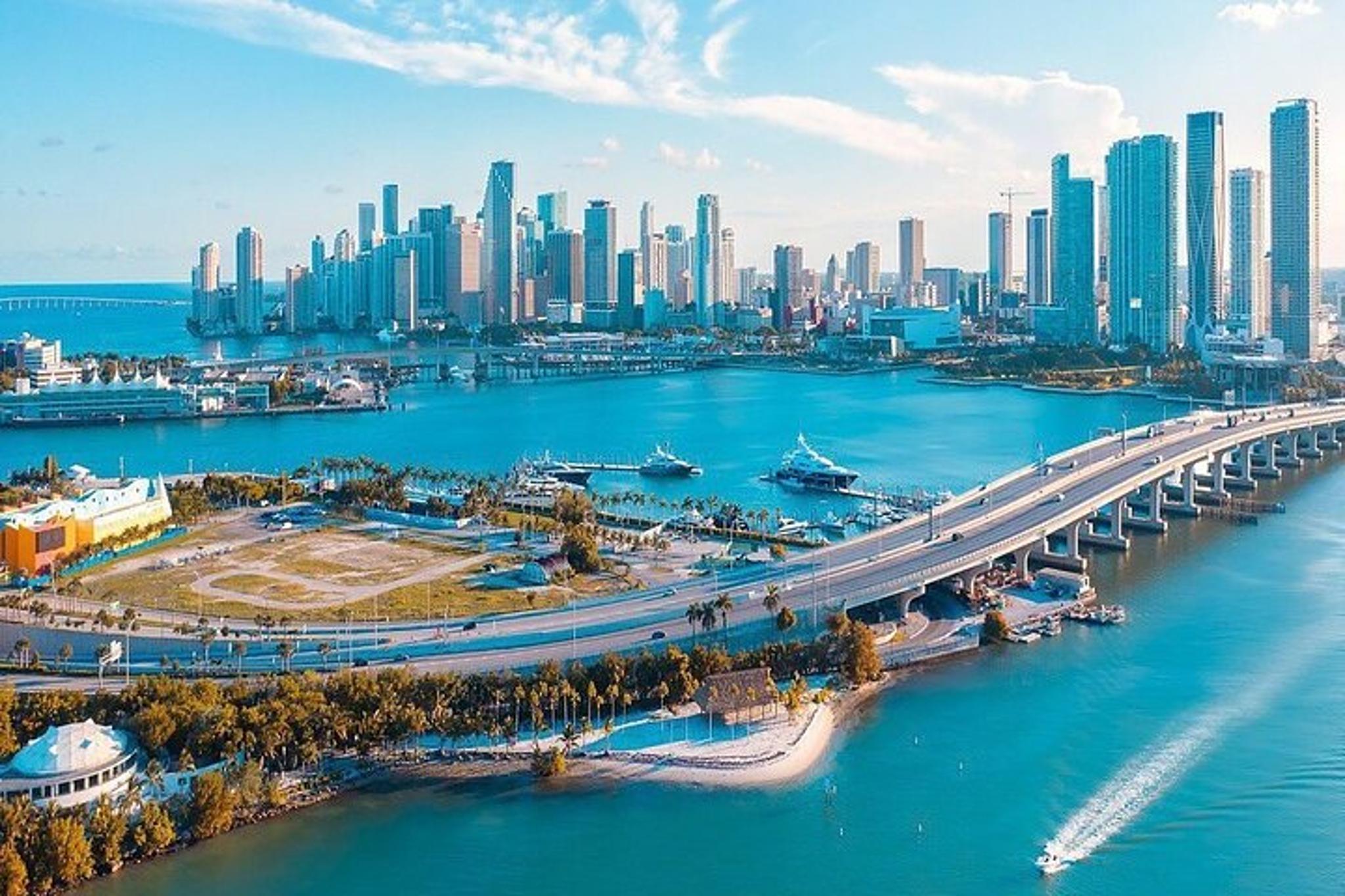 Miami Airport Executive Transfer - Image 4