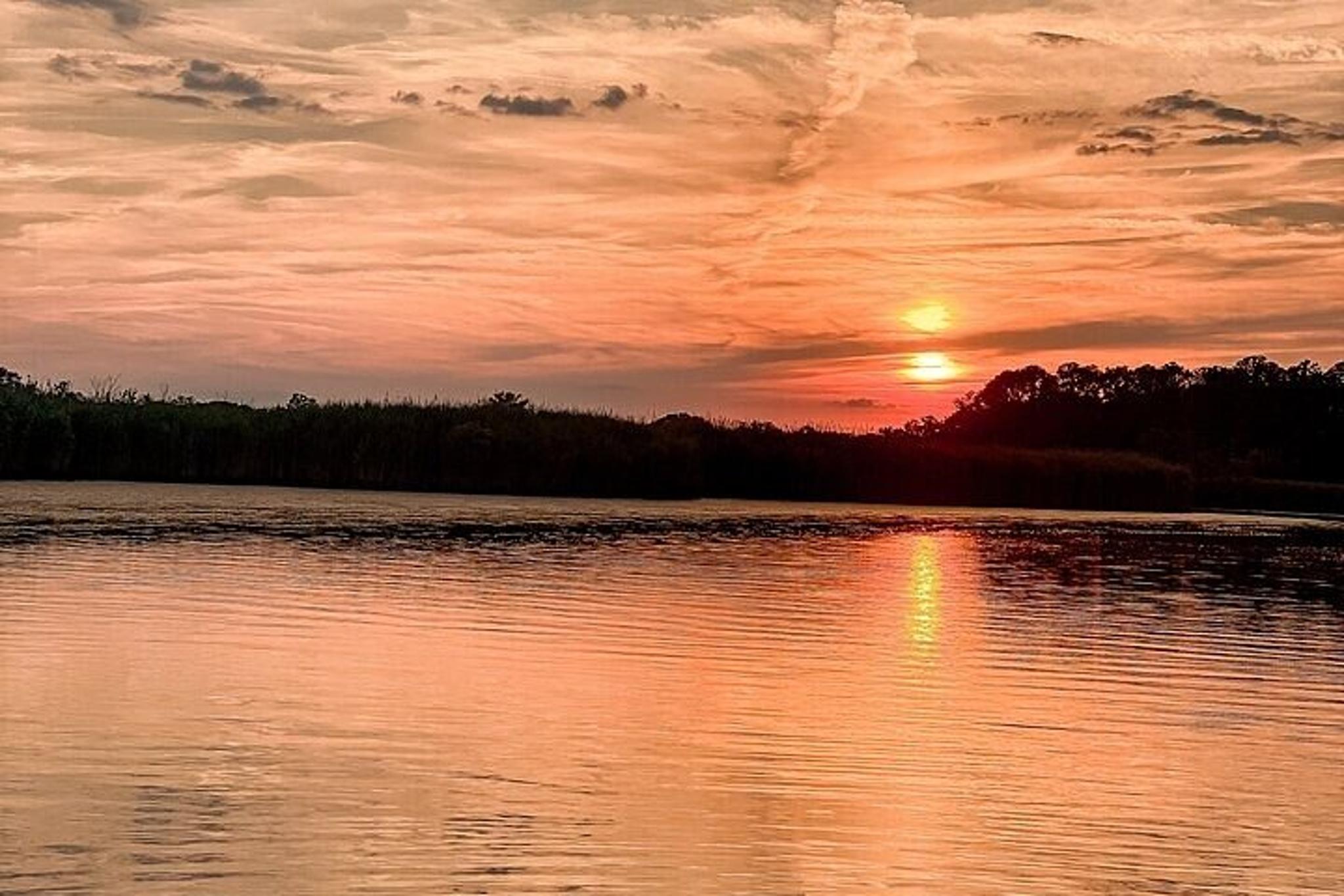 Virginia Beach Pontoon Boat Rental - Image 4