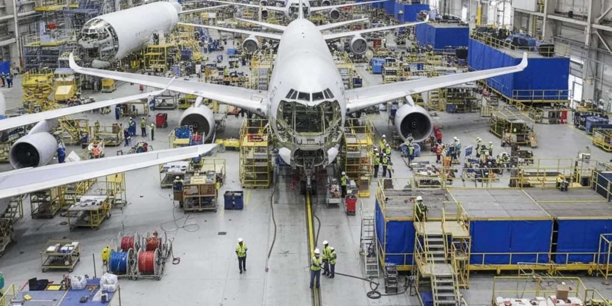 Seattle Boeing Factory Tour - Image 2
