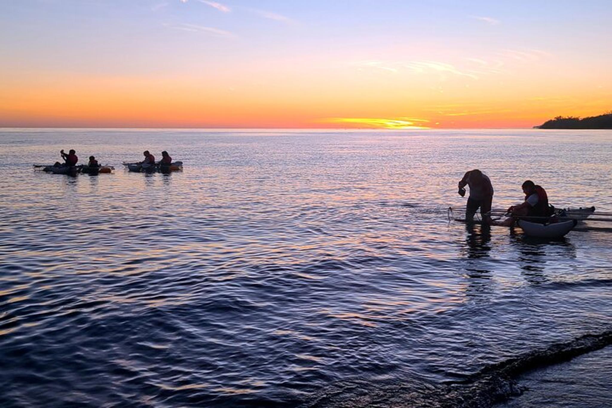 Olowalu Clear Kayak Tour at Sunset - Image 2
