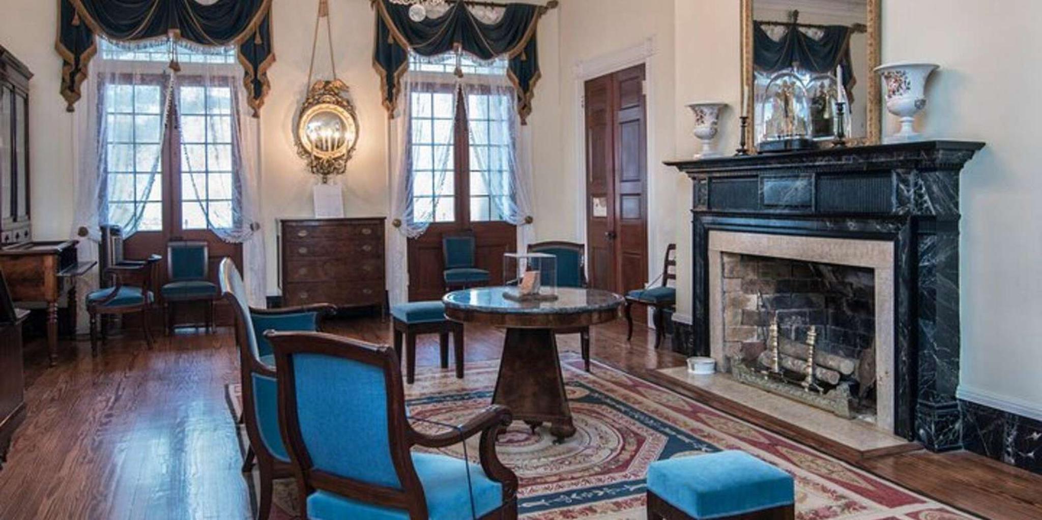 New Orleans Oak Alley and Laura Plantation Tour - Image 2