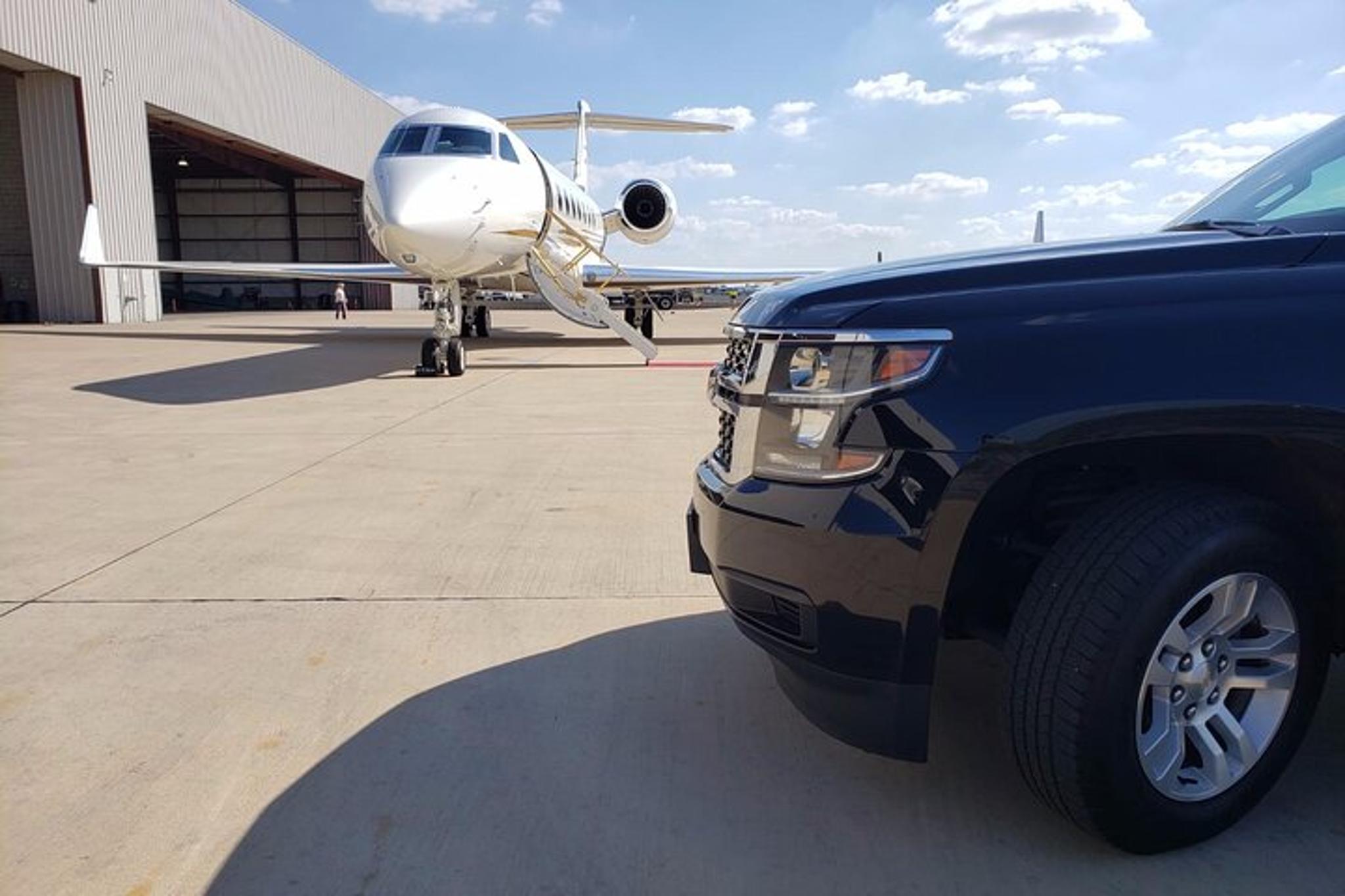 Black Car Service - Image 5