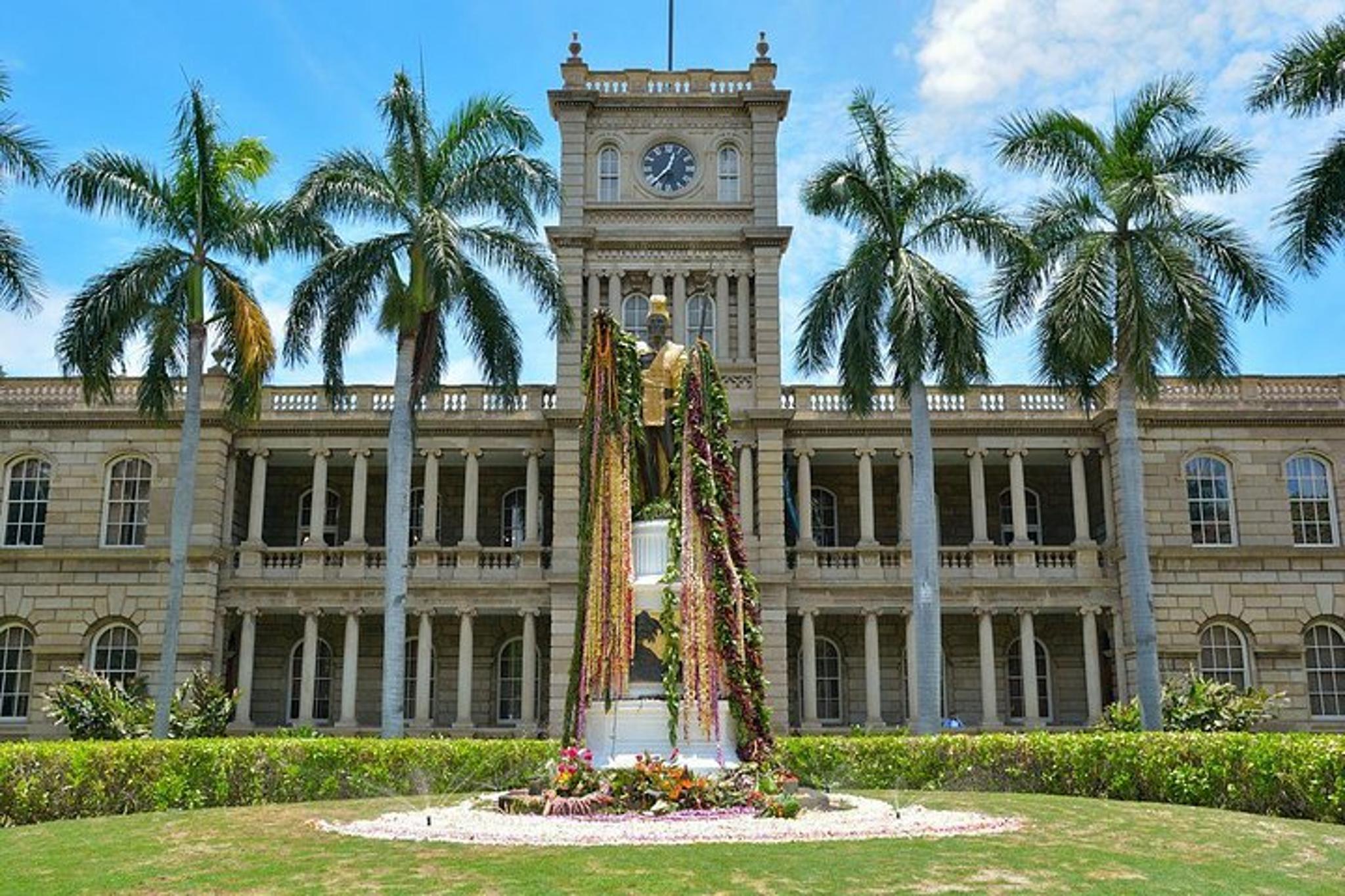 Honolulu Pearl Harbor Tour with Submarine Access
