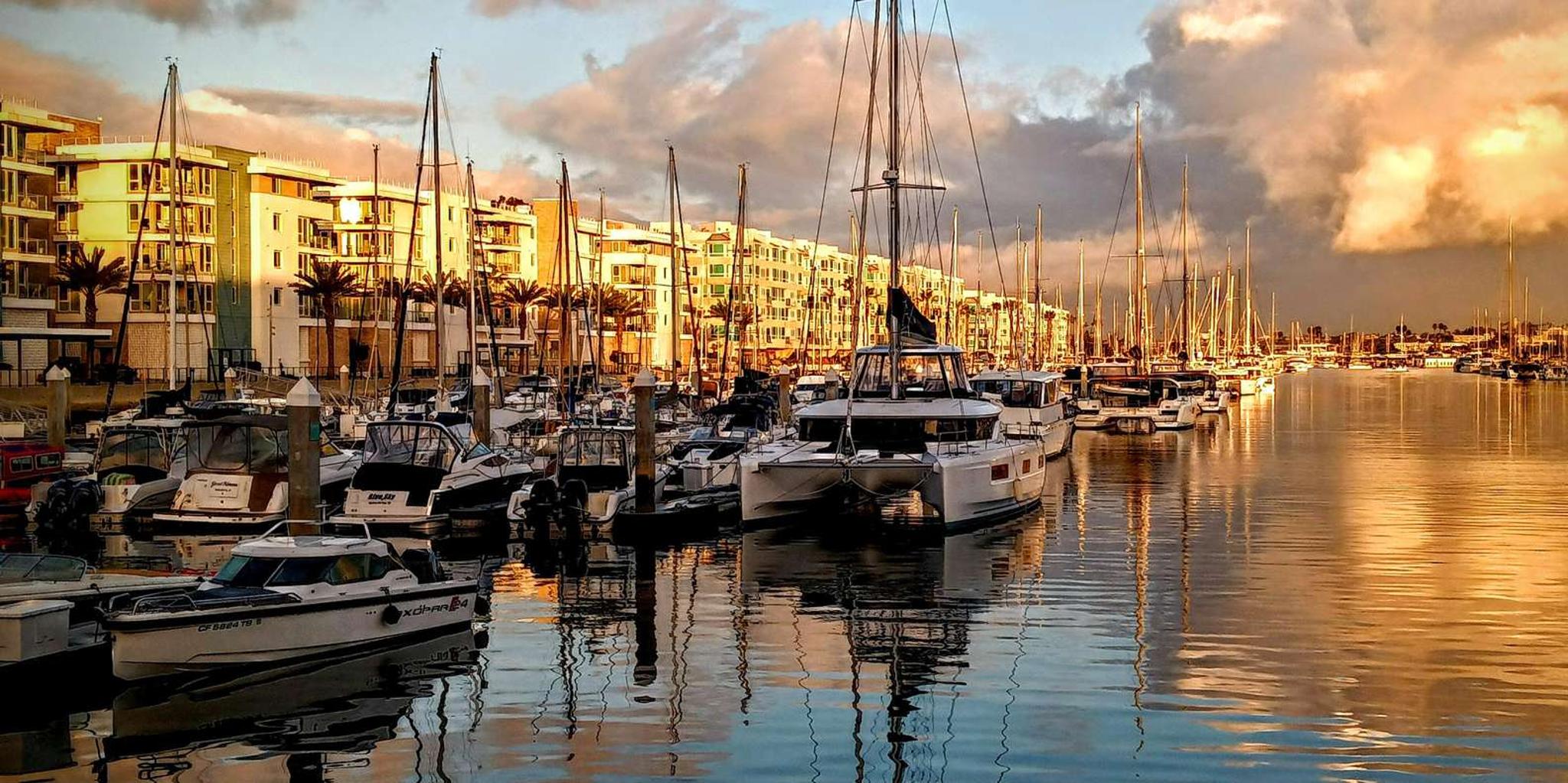 Los Angeles Boat Cruise with Wine and Cheese - Image 6