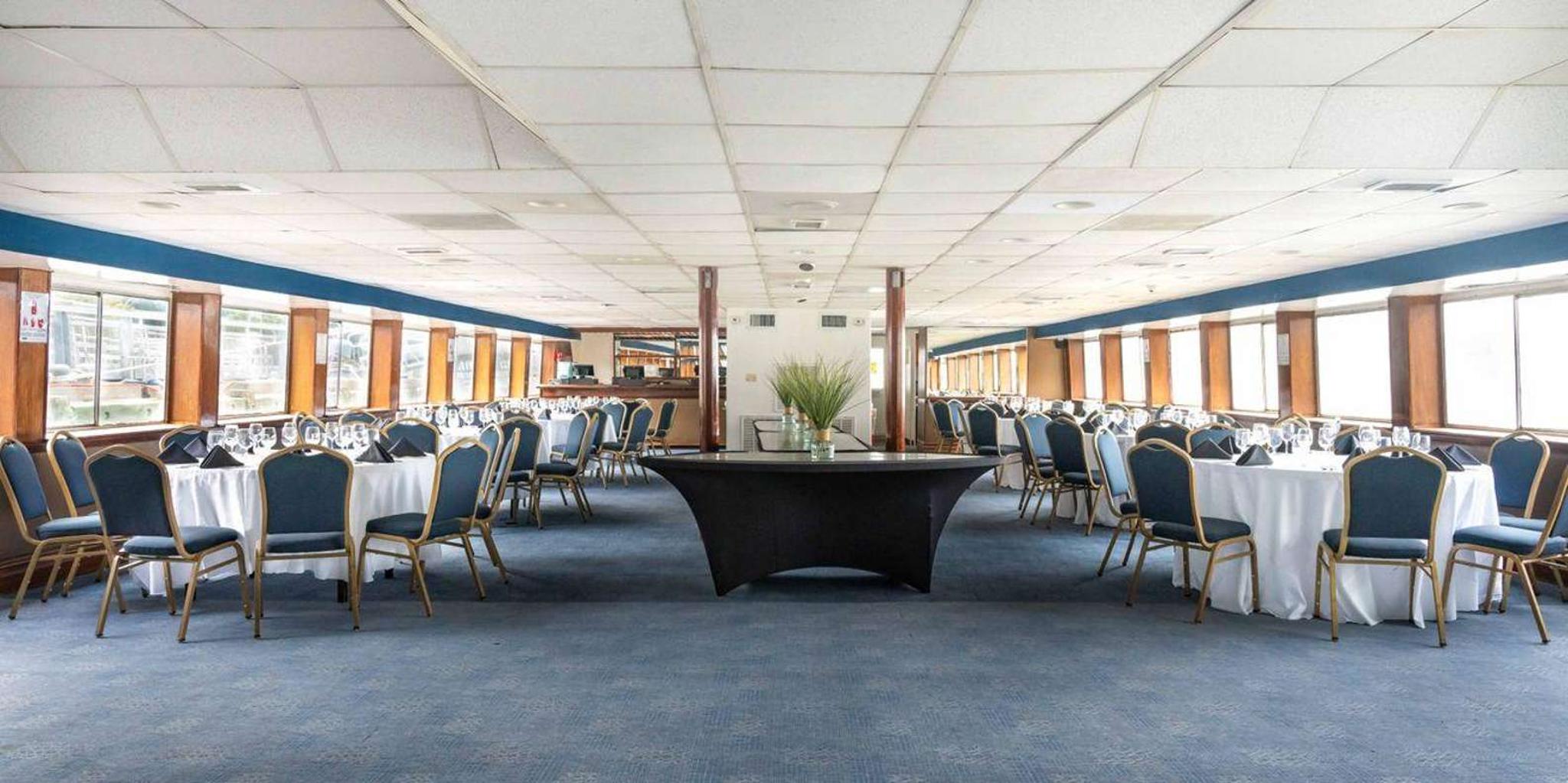 New York City Fireworks Cruise with Open Bar 4 hr - Image 4