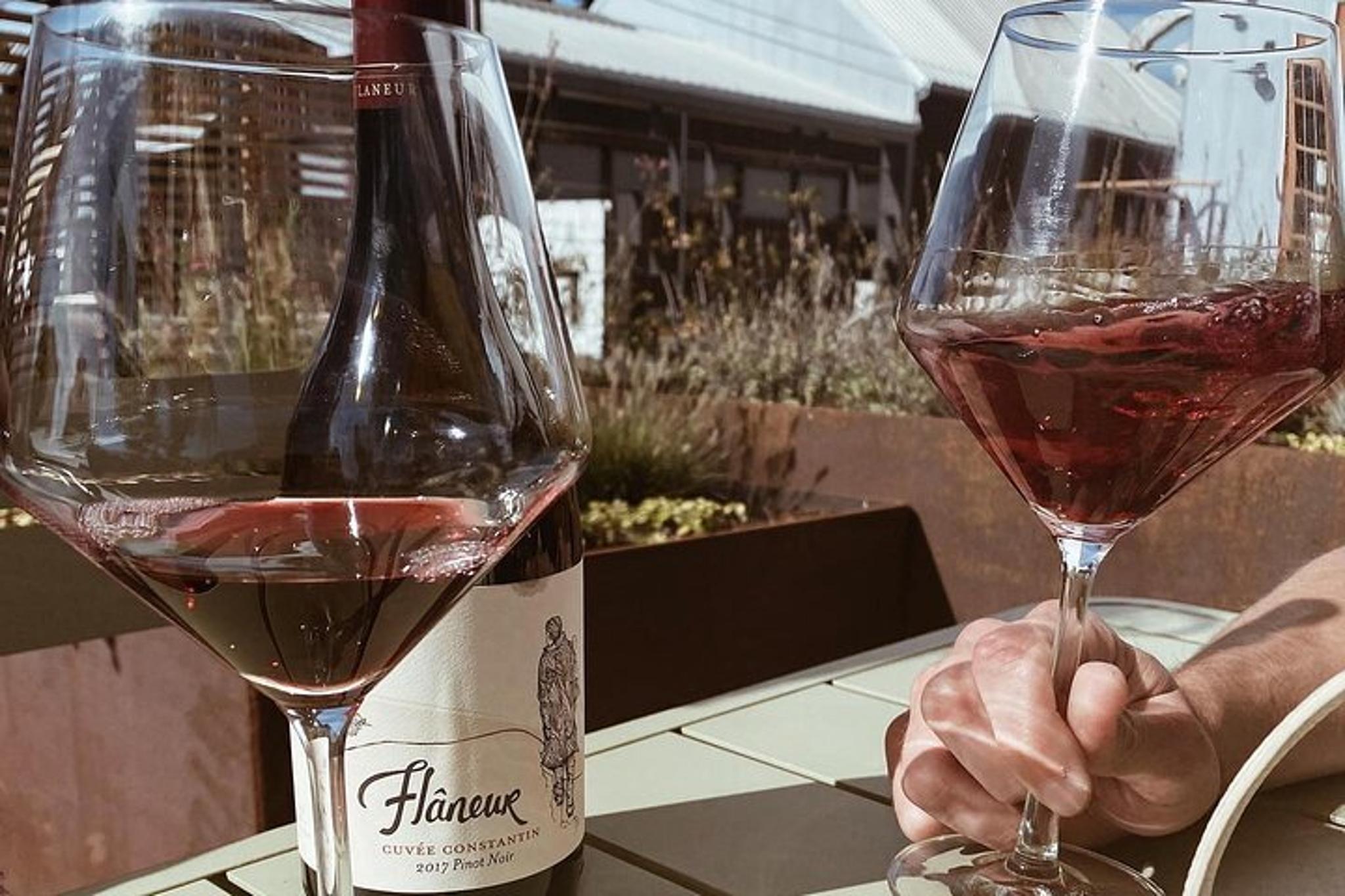 Oregon Wine Tour for 1-5 People - Image 1