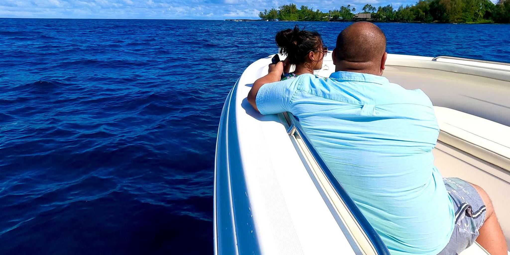 Hilo Snorkel and Wildlife Boat Adventure - Image 4