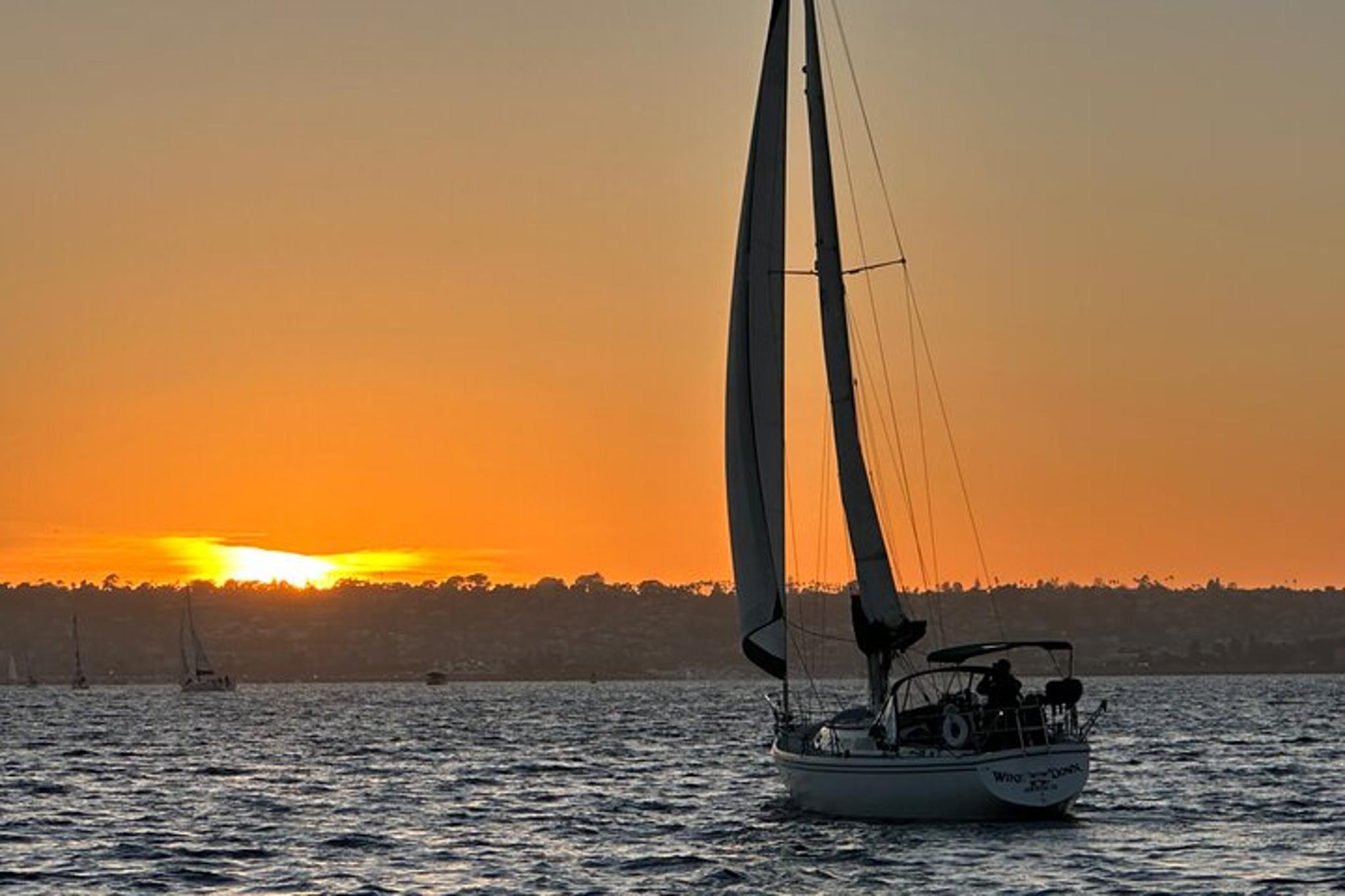 San Diego Sunset Sail Small Group 2.5 Hr - Image 2