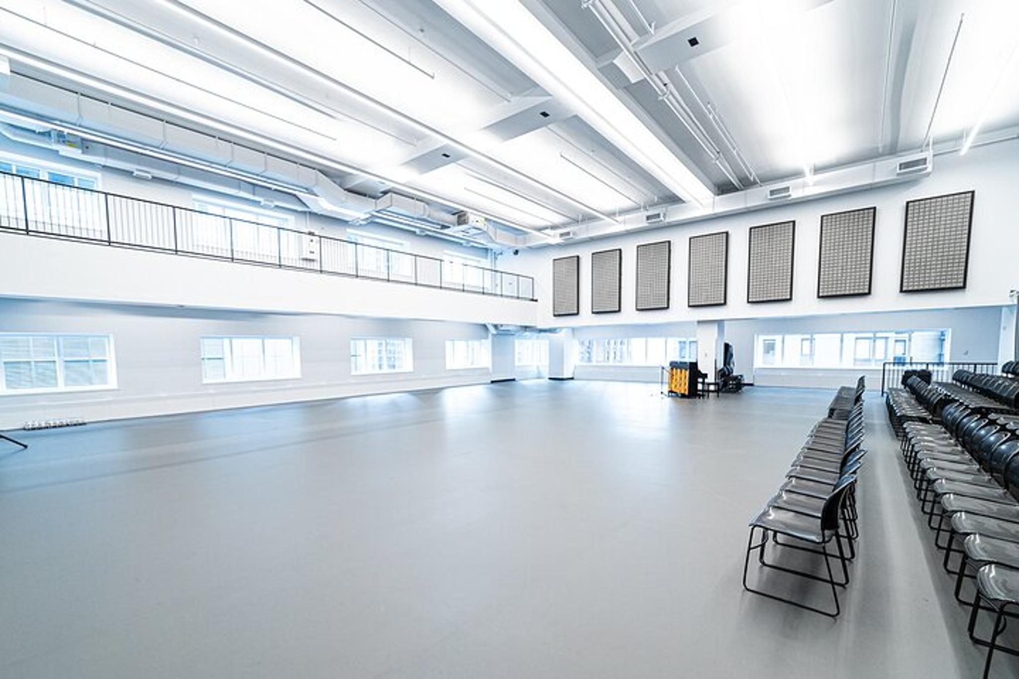 New York City Broadway Studio Tour - Image 5