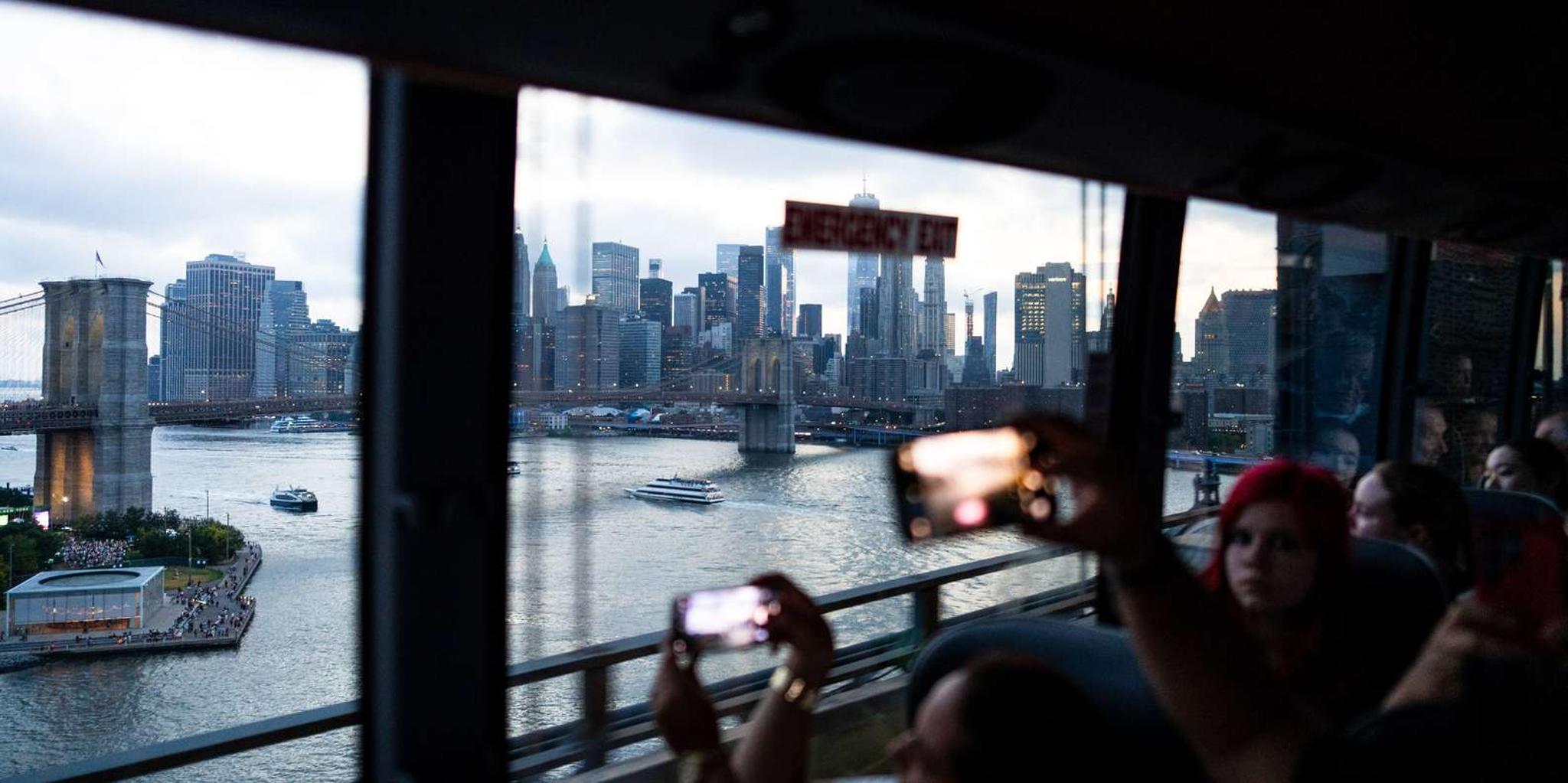 New York City Holiday Lights Tour - Image 3