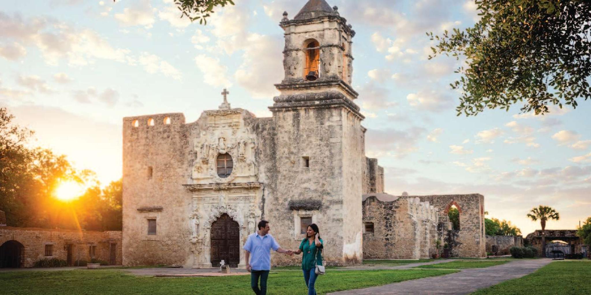 San Antonio Small Group Tour with River Cruise - Image 2