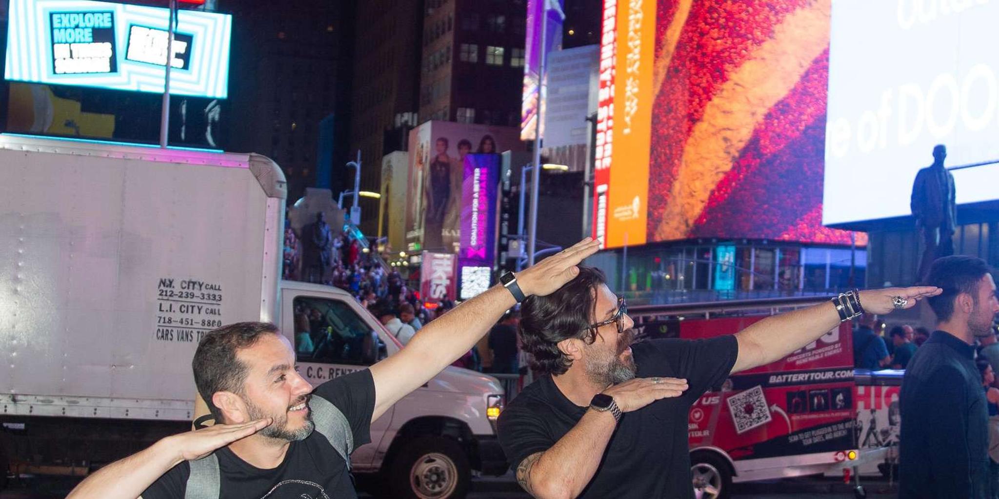 New York City Photoshoot in Times Square - Image 5