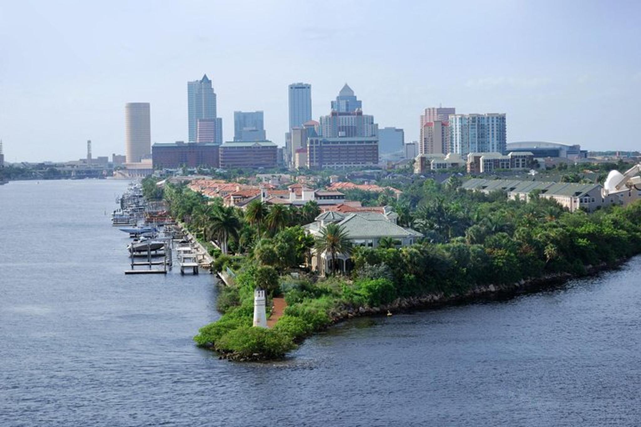 Tampa History Cruise 90 min - Image 2