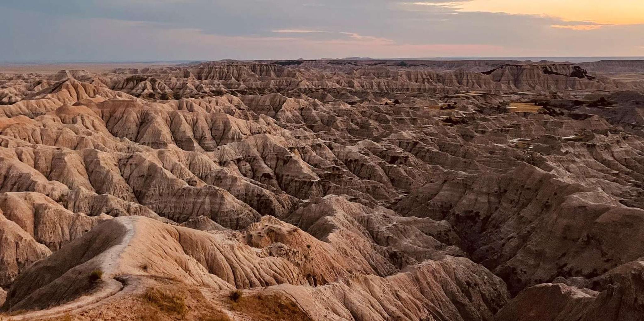 Rapid City Badlands Sunset and Night Sky Tour - Image 6