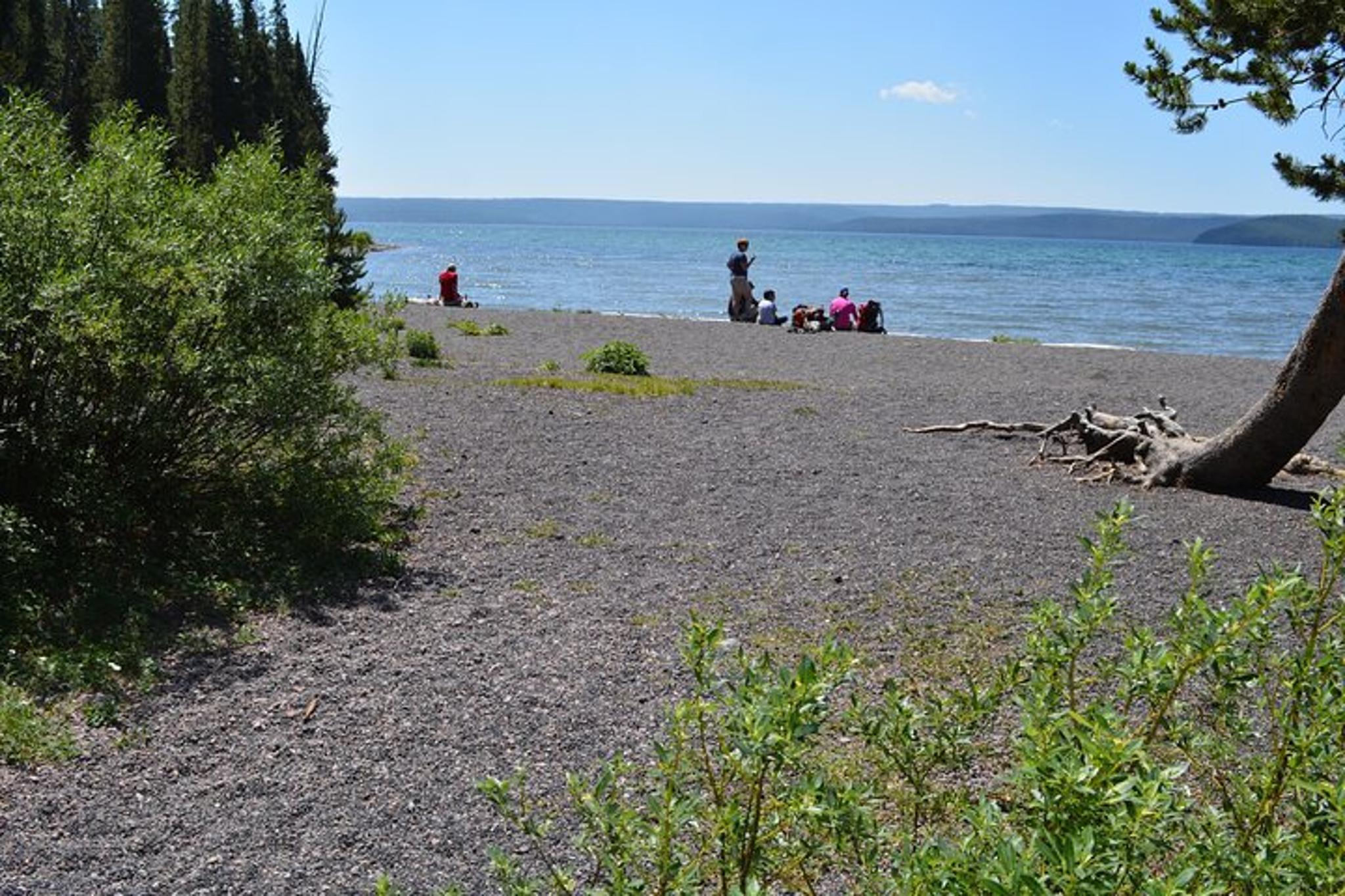 Yellowstone DeLacy Creek Trail Hike to Shoshone Lake