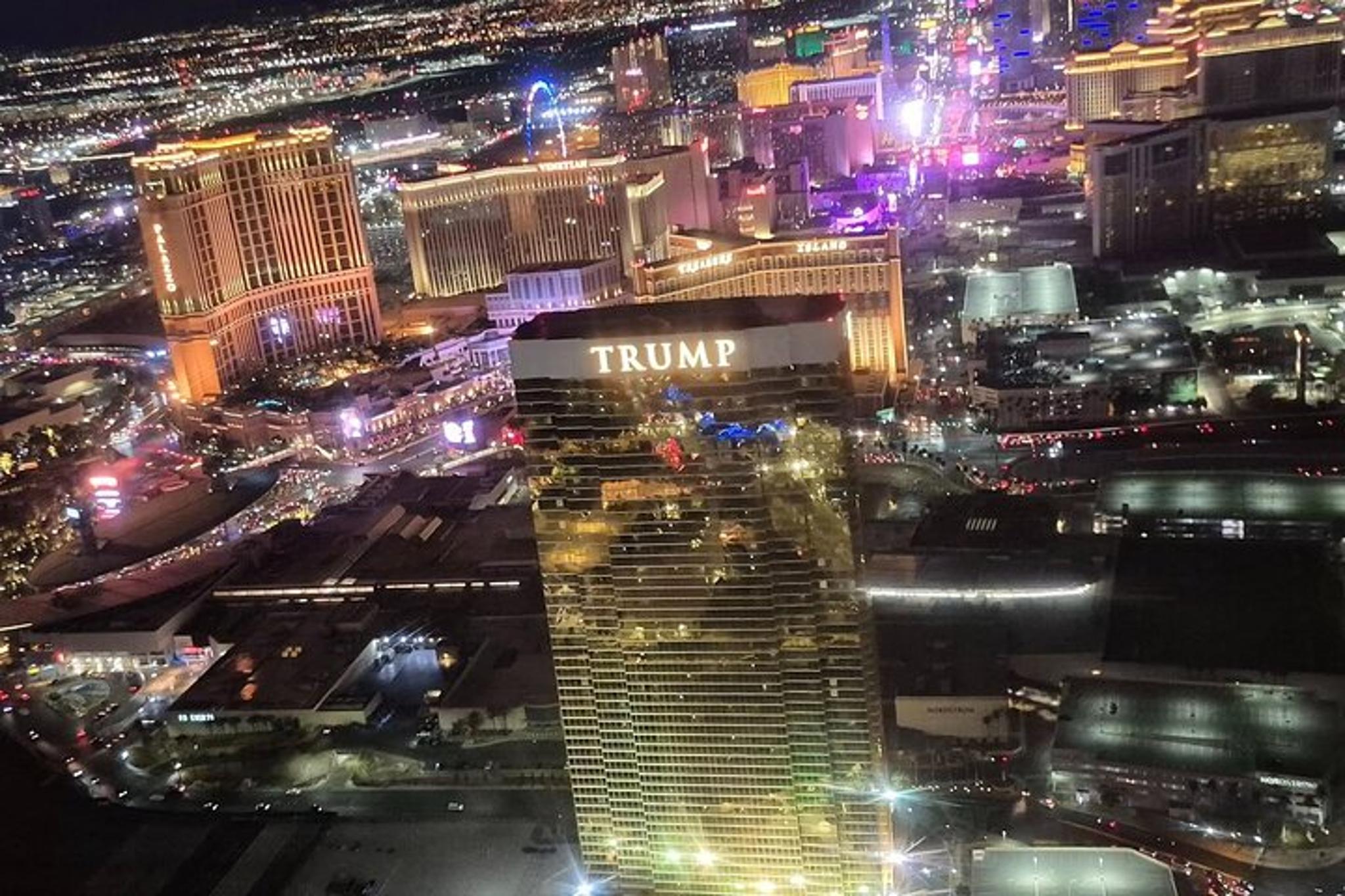 Las Vegas Night View Helicopter Tour 45 Min - Image 2