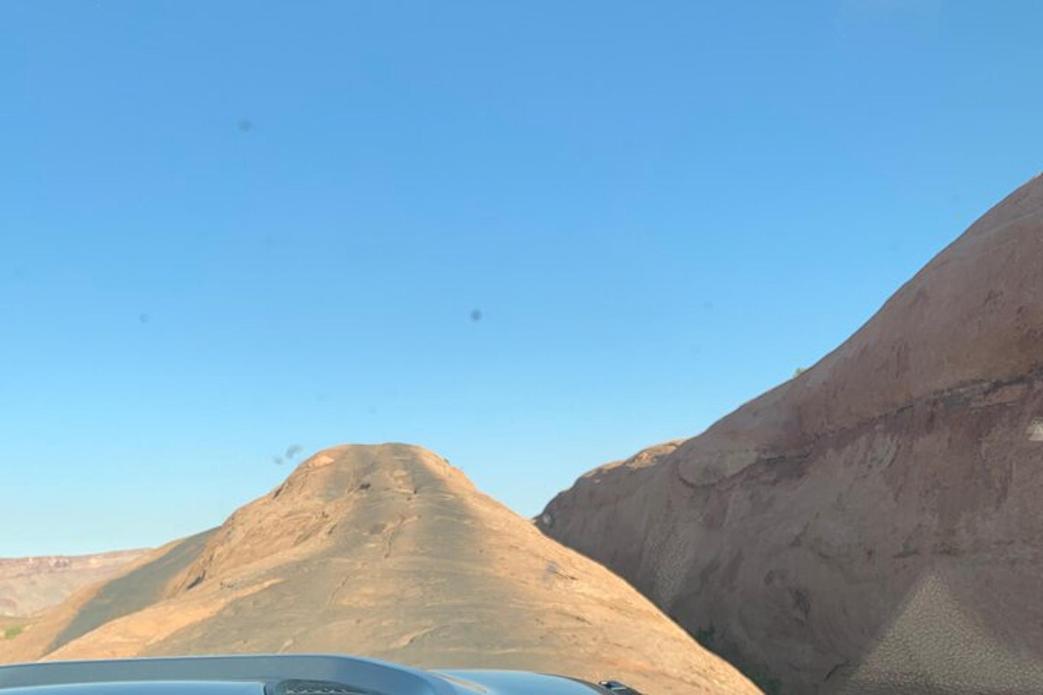 Moab 4WD Jeep Experience on Hell's Revenge Trail - Image 6