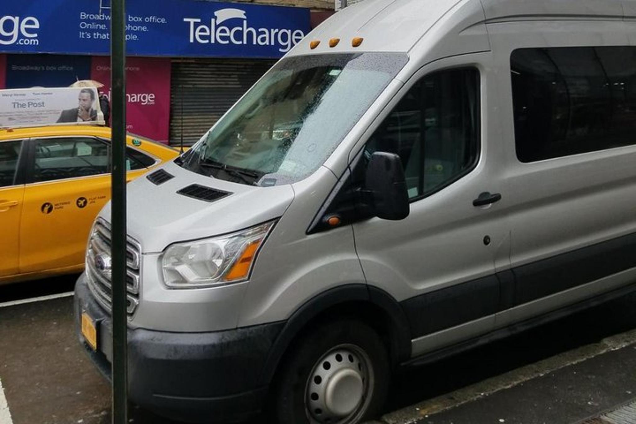 New York City Private Airport Transfer - Image 1